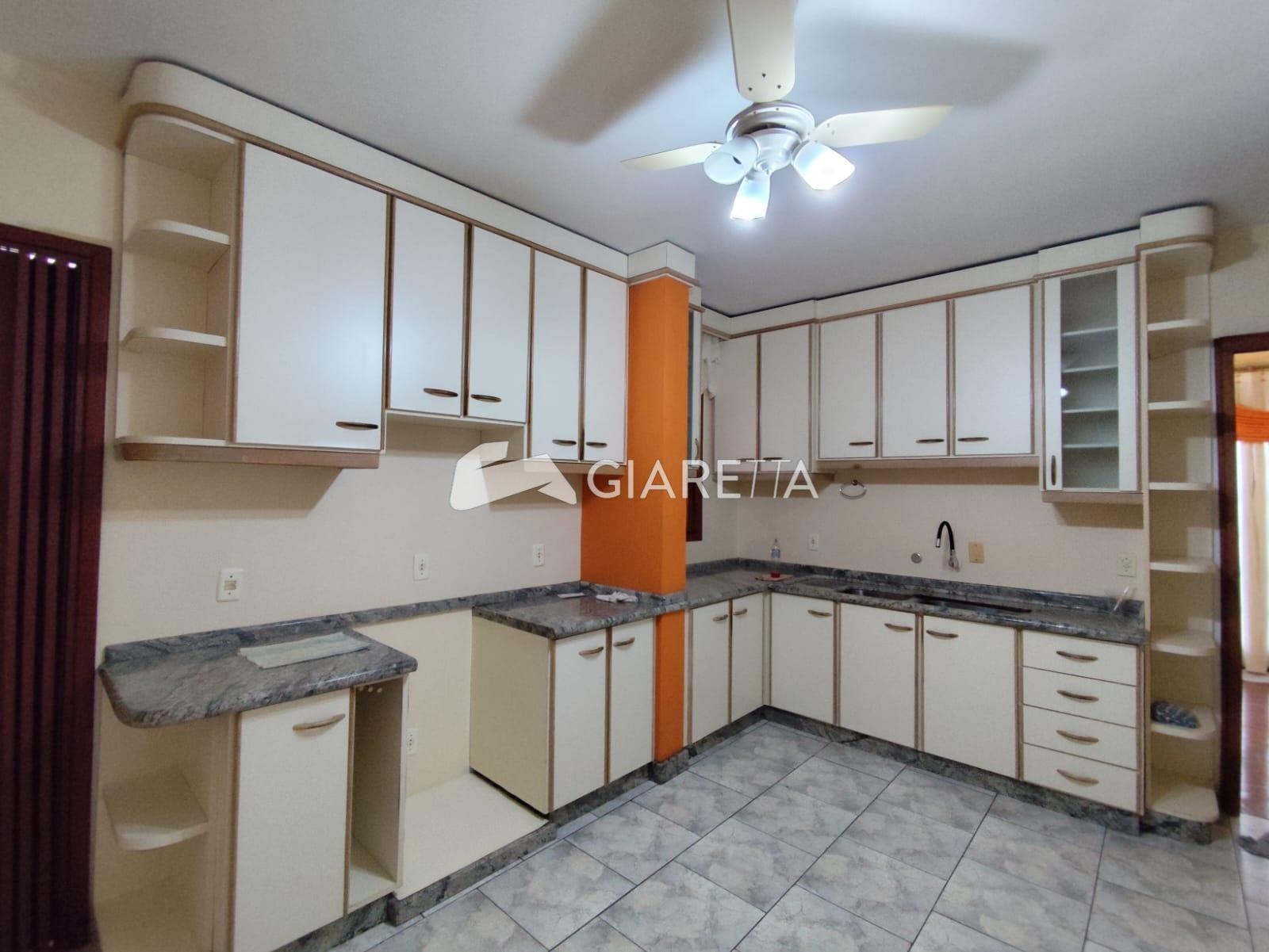Apartamento para alugar com 2 quartos, 103m² - Foto 5