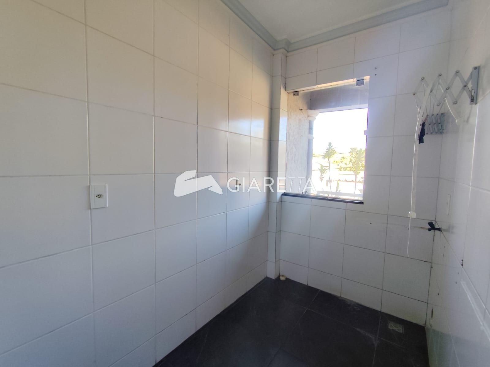 Apartamento para alugar com 3 quartos, 180m² - Foto 3