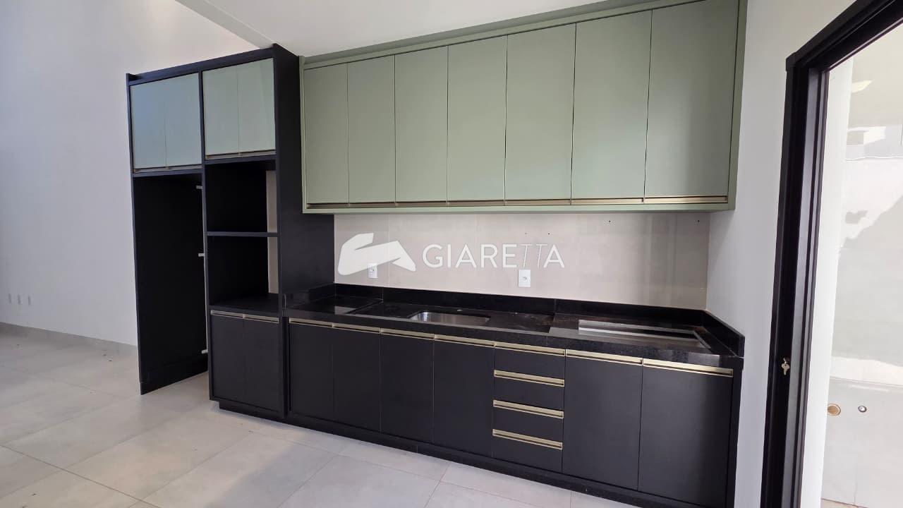 Casa para alugar com 2 quartos, 101m² - Foto 4