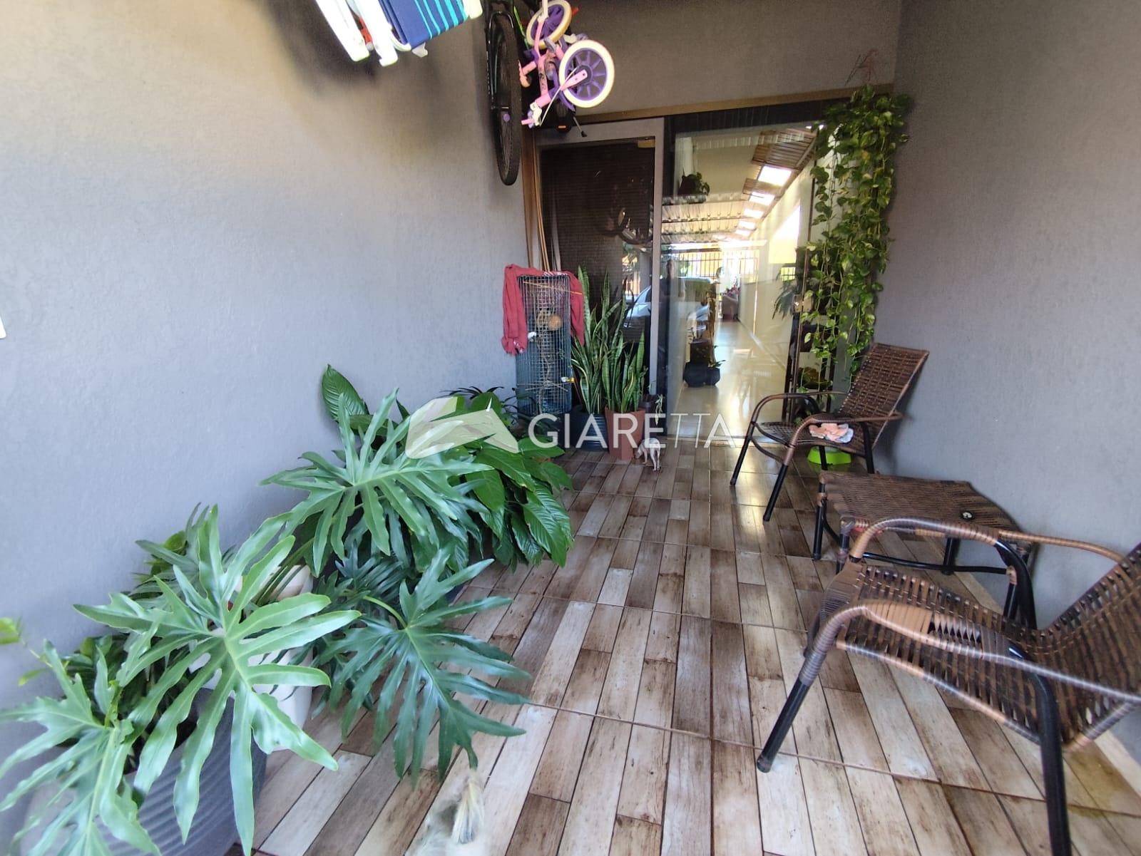 Casa para alugar com 2 quartos, 110m² - Foto 2