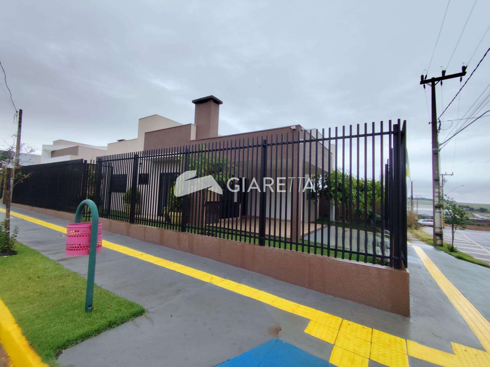 Casa para alugar com 2 quartos, 127m² - Foto 1