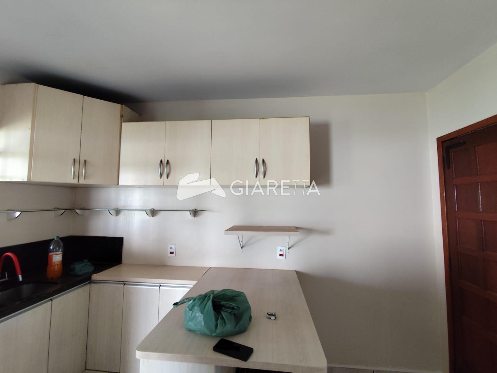 Casa para alugar com 2 quartos, 160m² - Foto 4