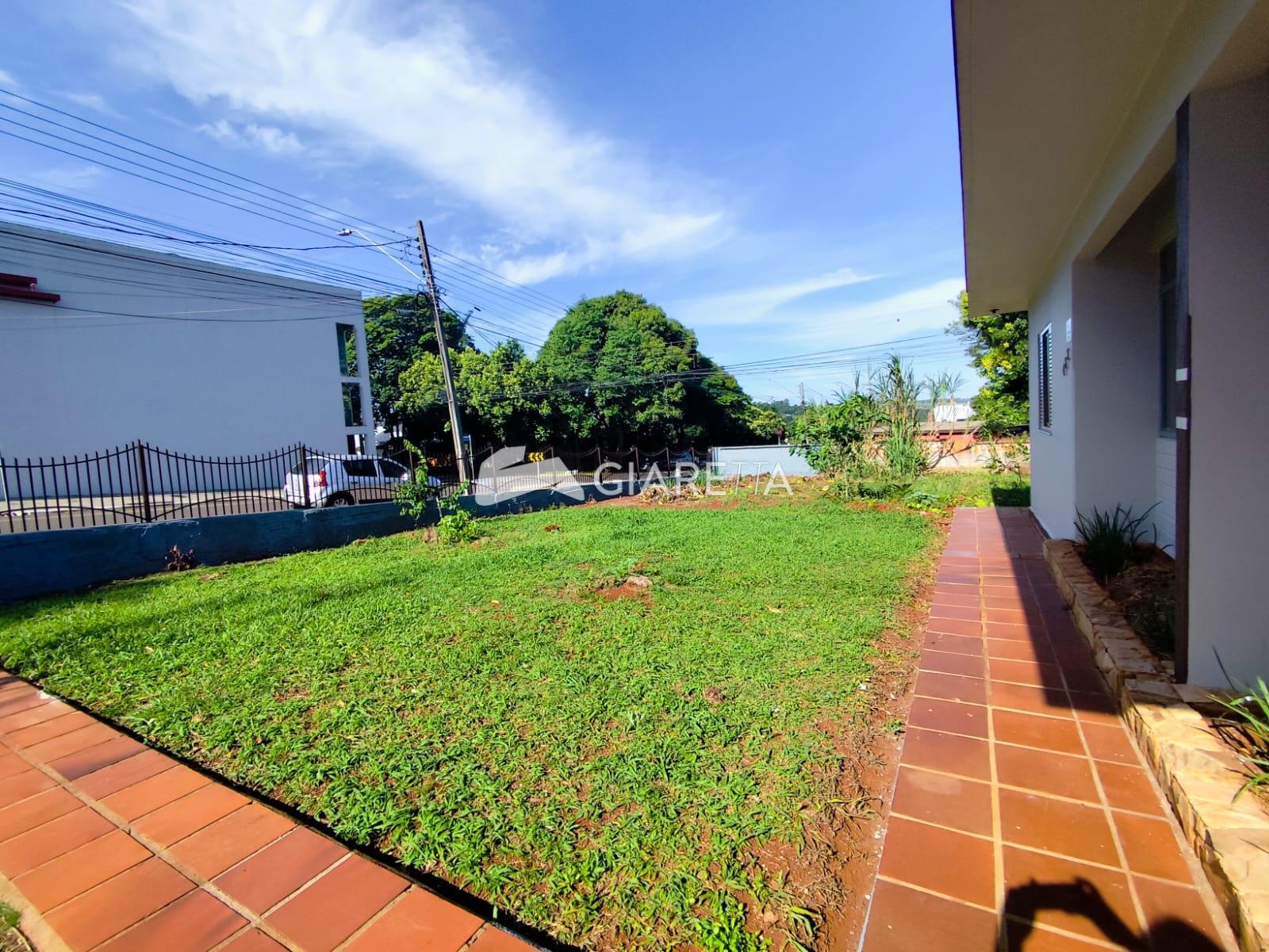 Casa, 3 quartos, 182 m² - Foto 2