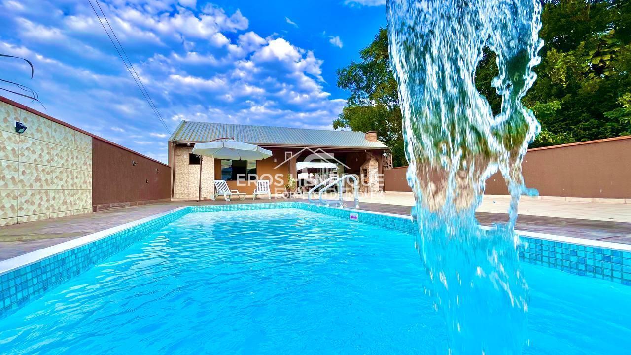 Casa com Piscina e Edícula em Terreno Amplo - Bairro Figueira,...