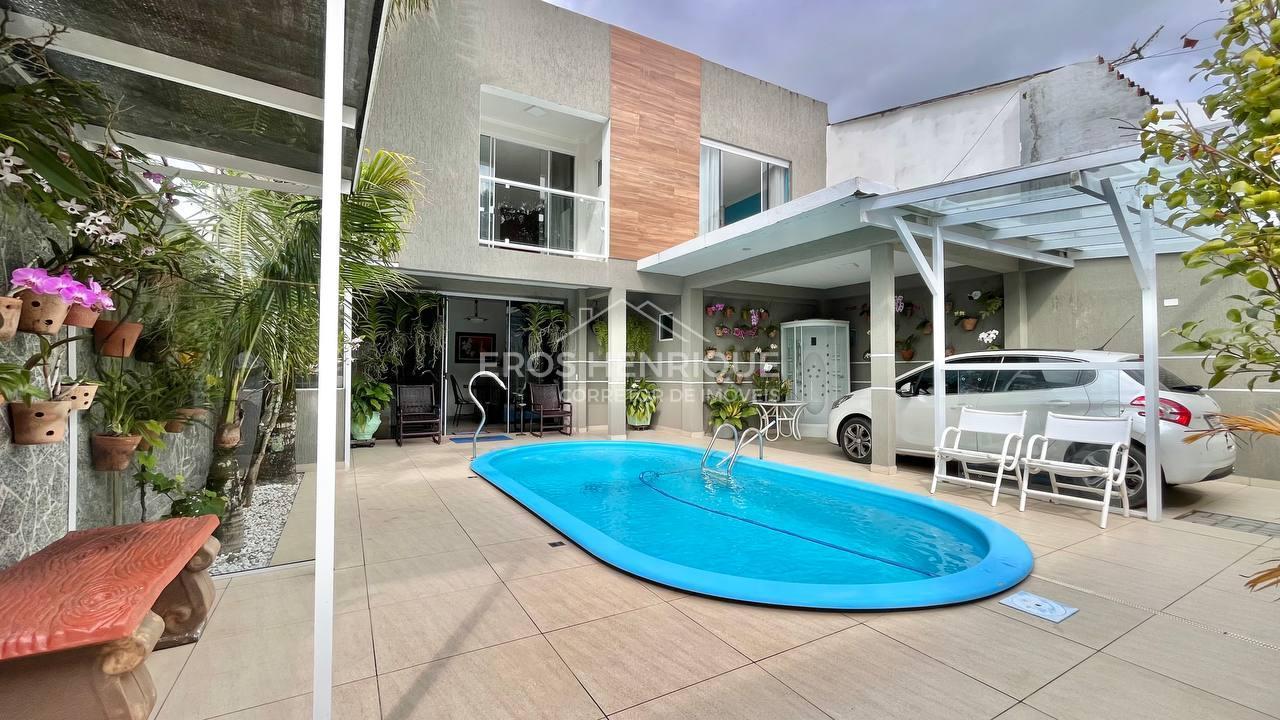Sobrado com 3 dormitórios à venda no Balneário Eliana, GUARATU...