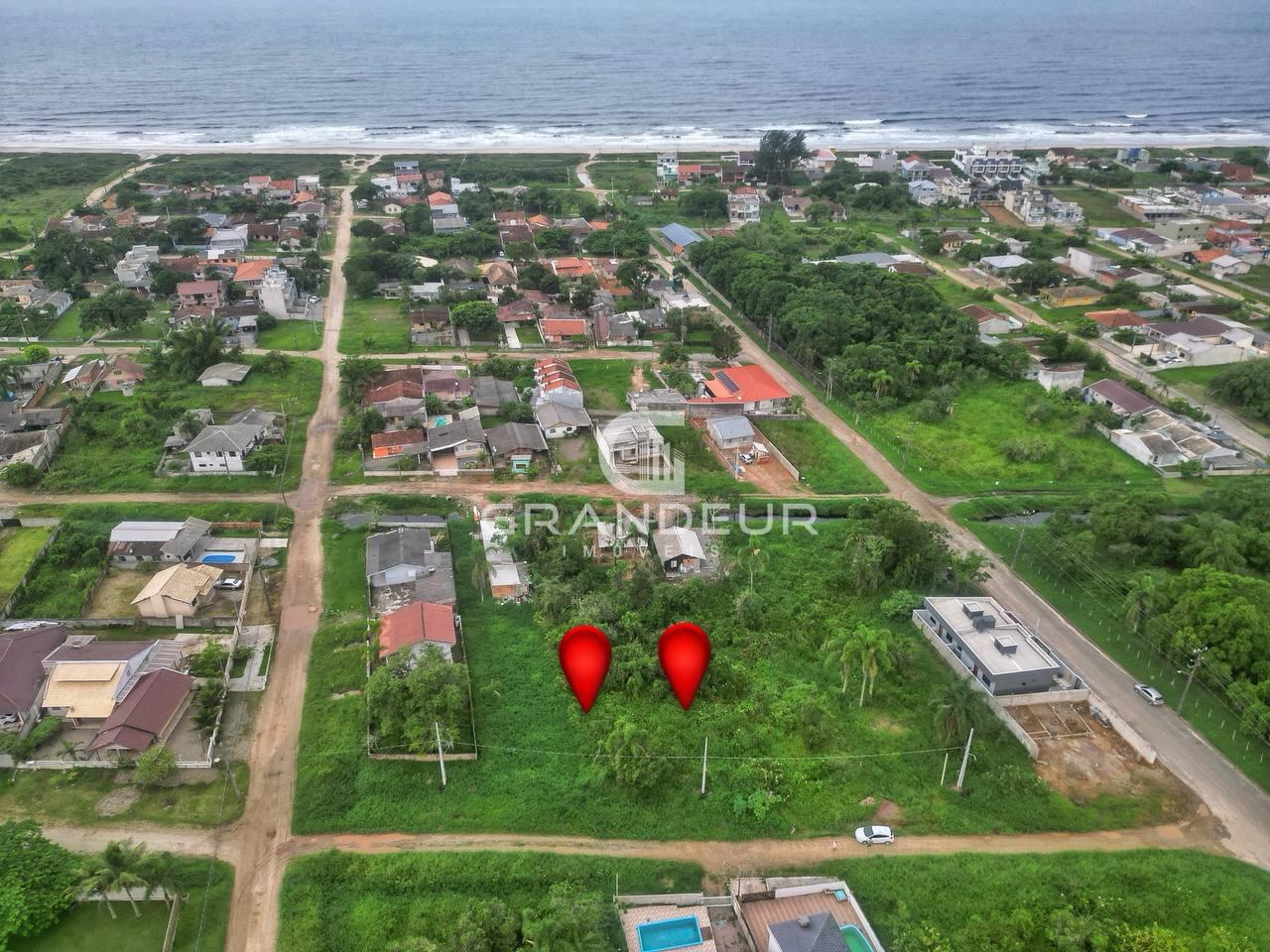 Lotes à Venda no Balneário Coroados  750m2 Total, Próximo ao Mar