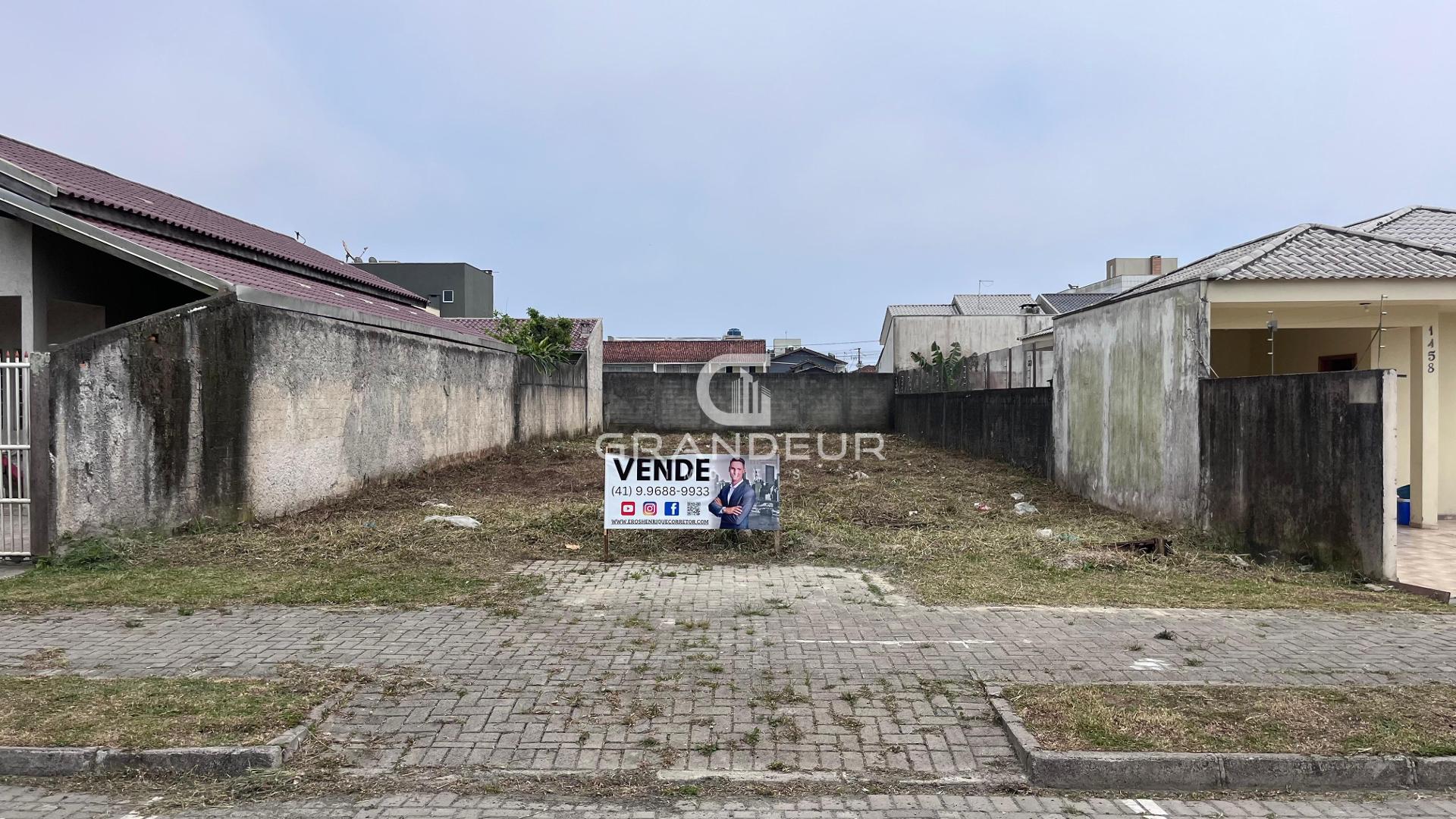 Terreno de 420m  a 70m do Mar  Ótima Localização Comercial e ...