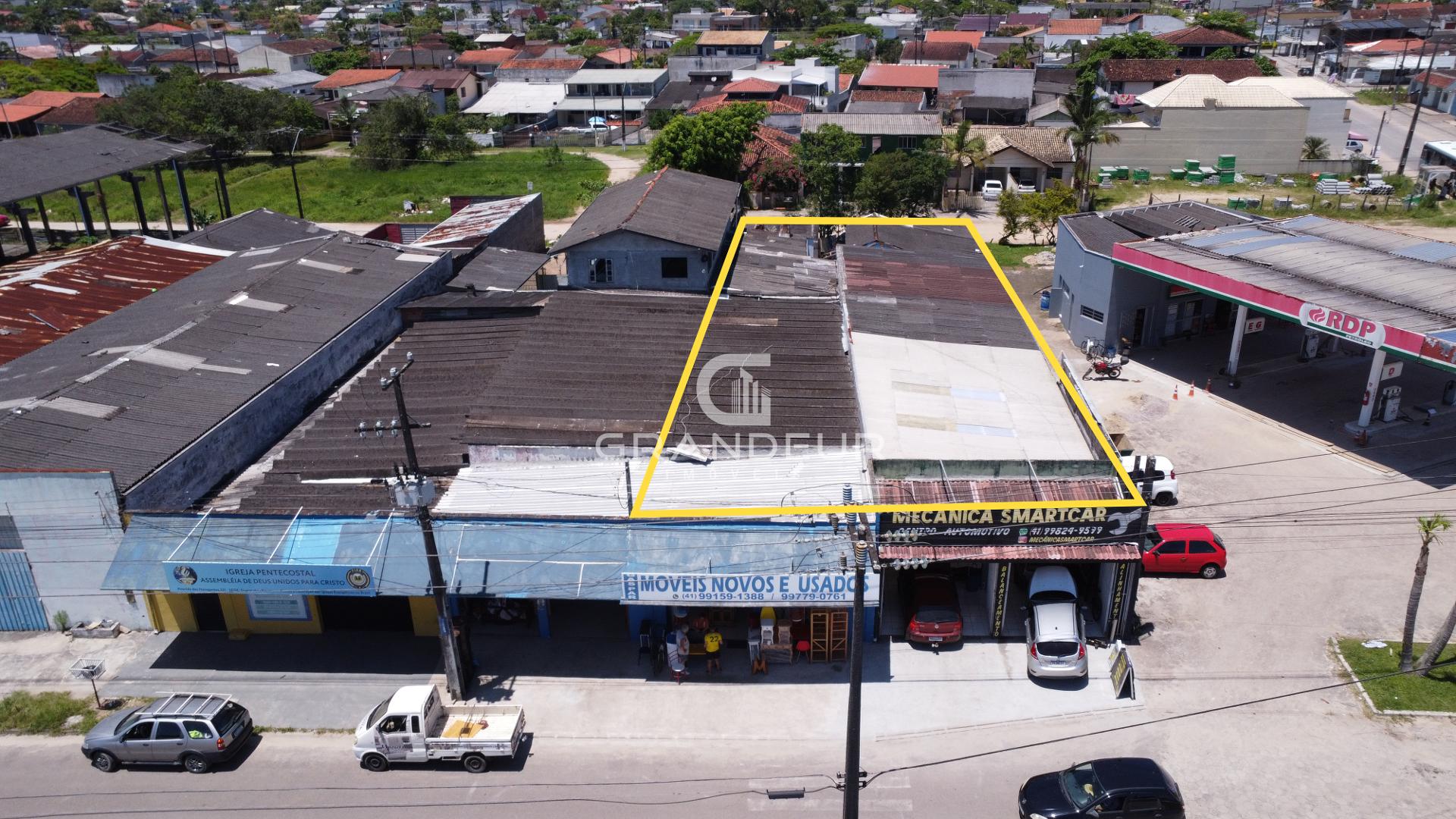 2 Barracões Comerciais com Casa para Investimento na Entrada d...
