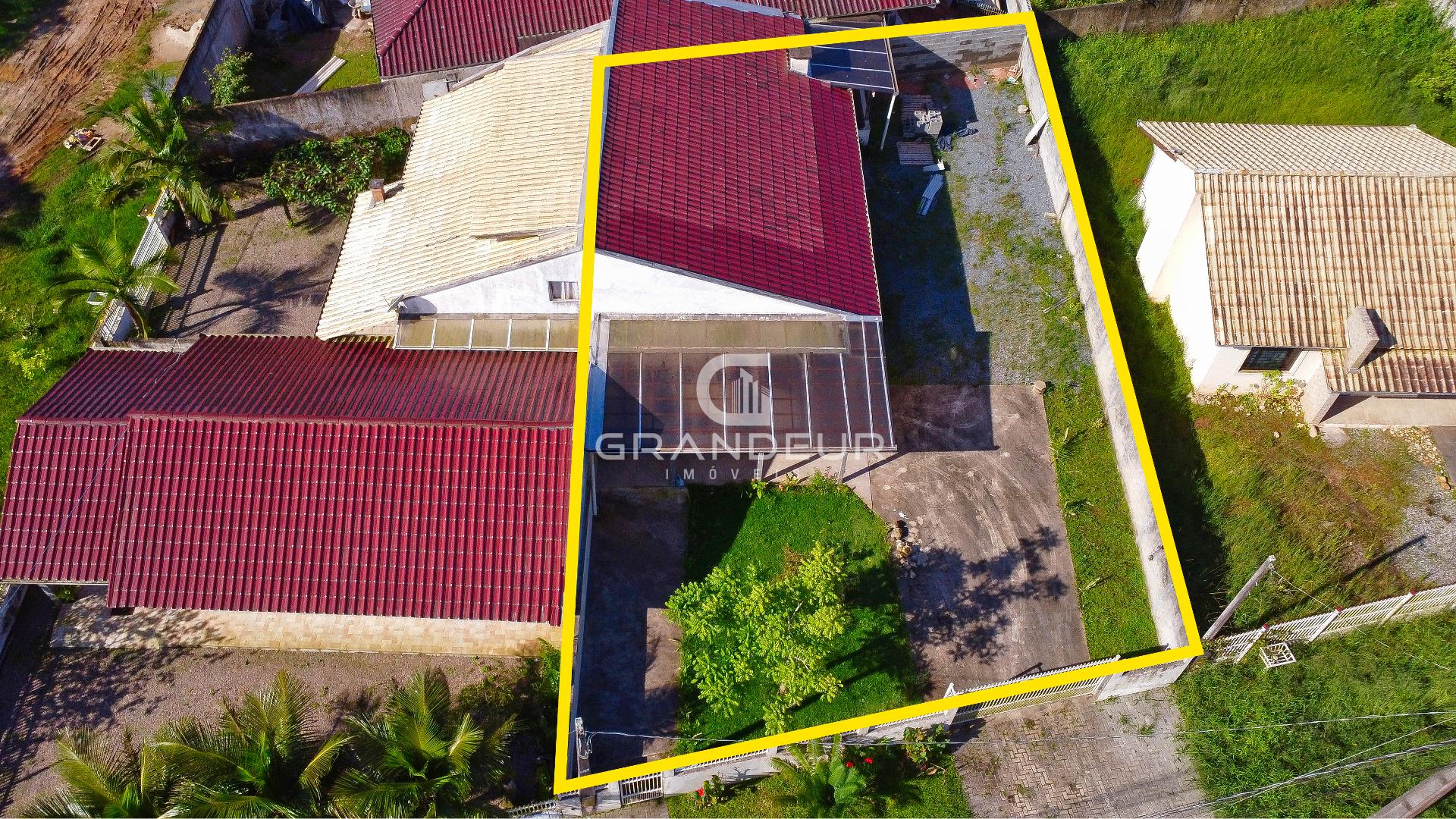 Terreno à Venda no Balneário Coroados, Próximo ao Mar e com Ed...