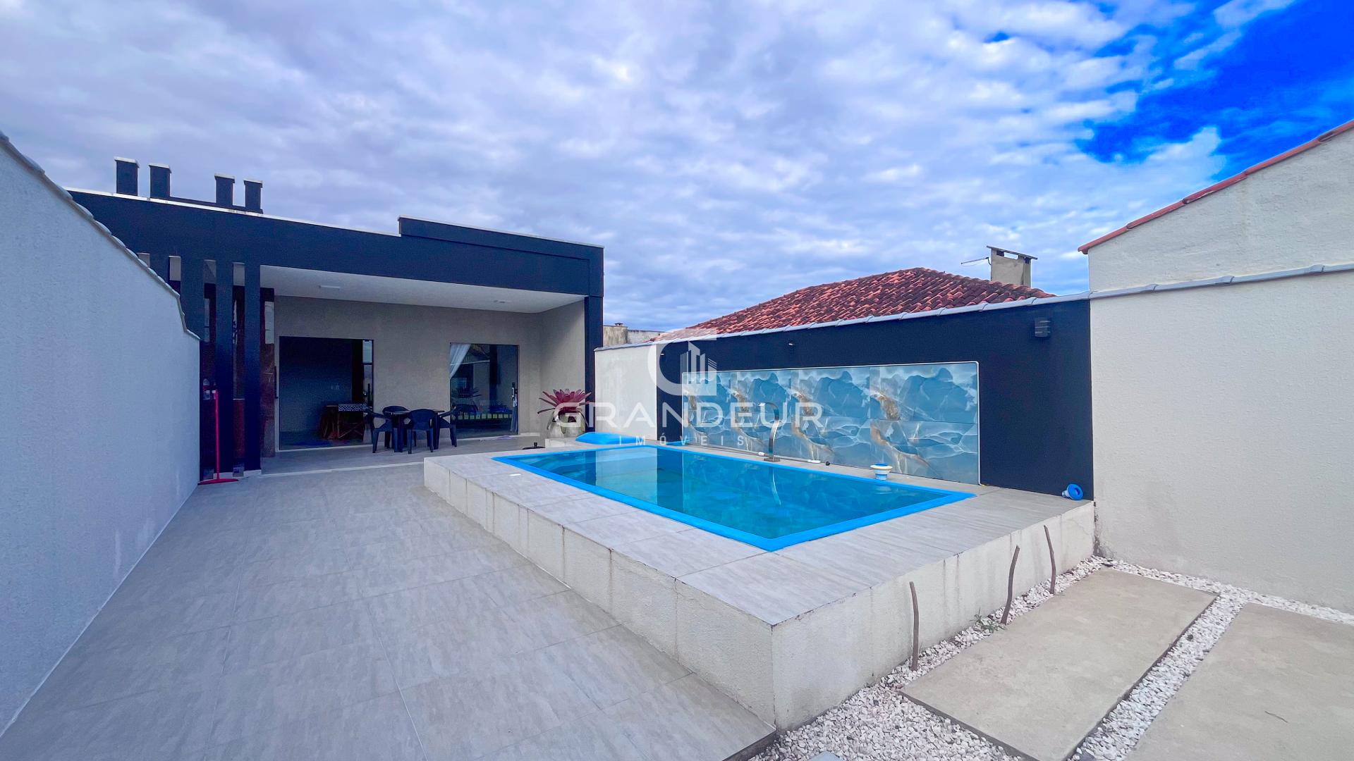 Casa Nova com Piscina, Suíte e Área Gourmet - Oportunidade Imp...