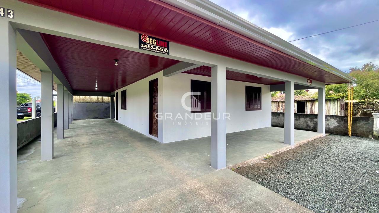 Casa mobiliada à venda no Nereidas, Guaratuba. 2 quartos e 2 b...