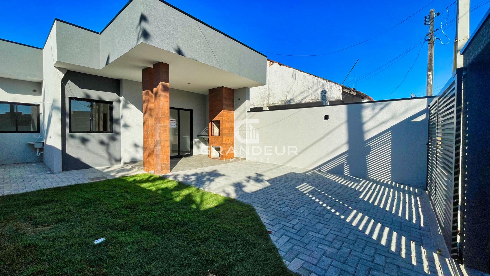 Casa Nova à Venda no Bairro Cohapar com 3 Quartos