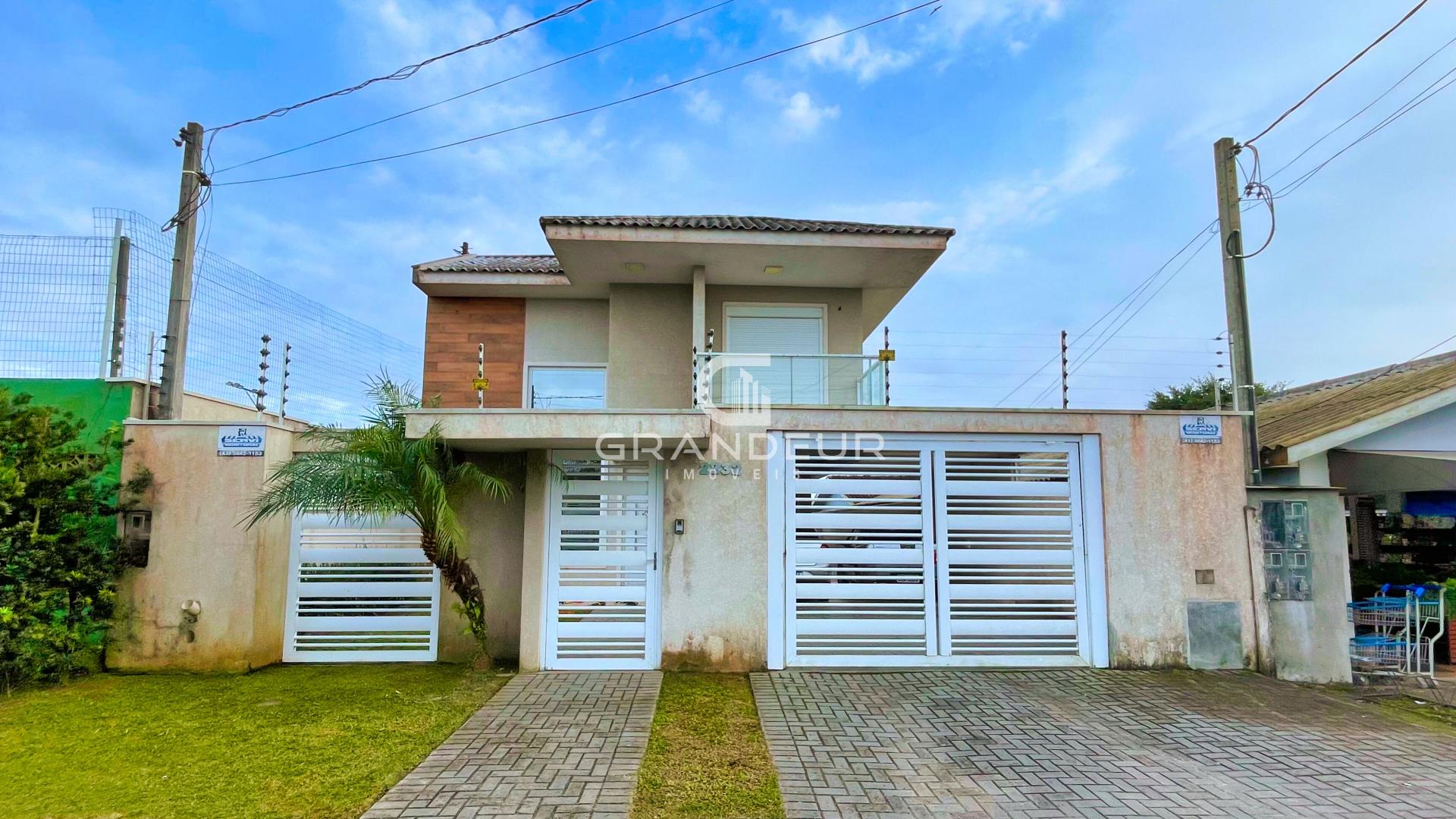 Sobrado Alto Padrão em Guaratuba, Cohapar - 5 Quartos, Piscina...