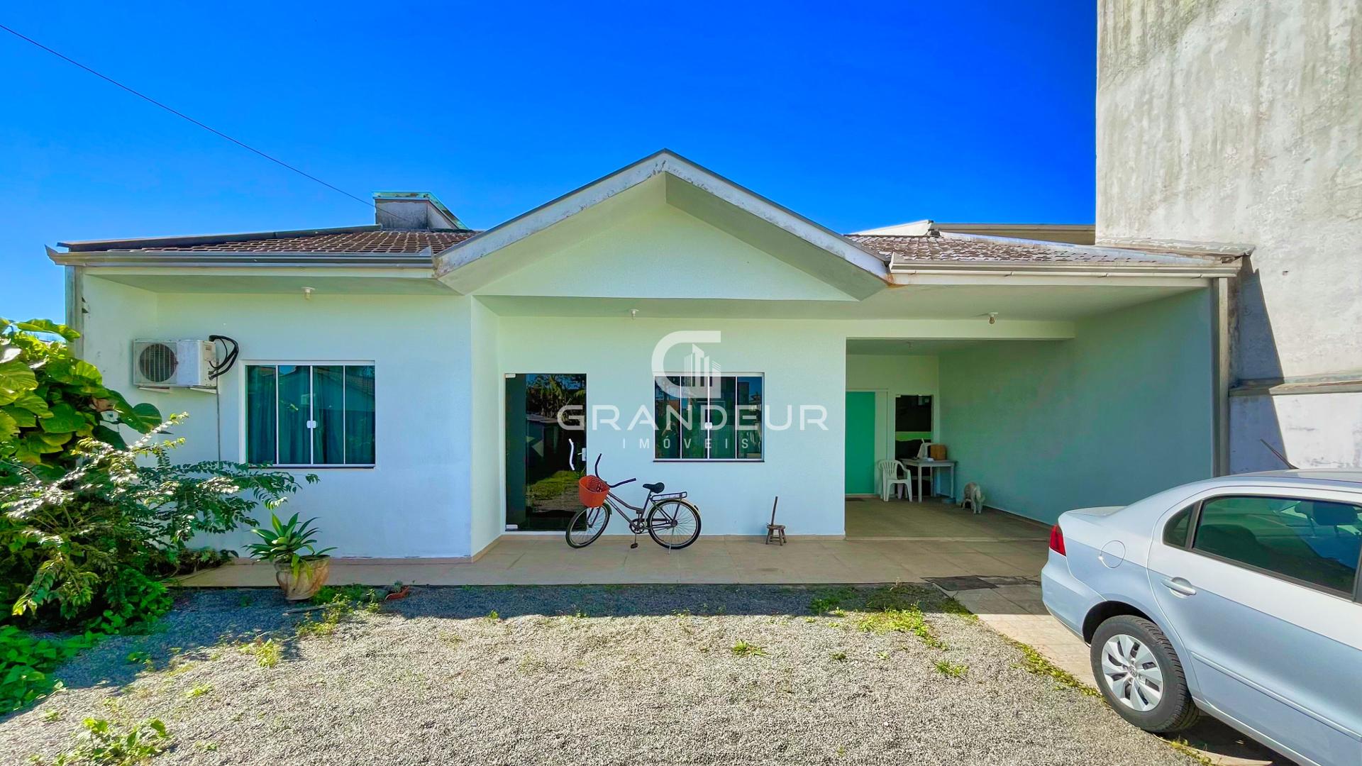 Sua Casa dos Sonhos em Guaratuba  Lazer Completo e Espaço de S...