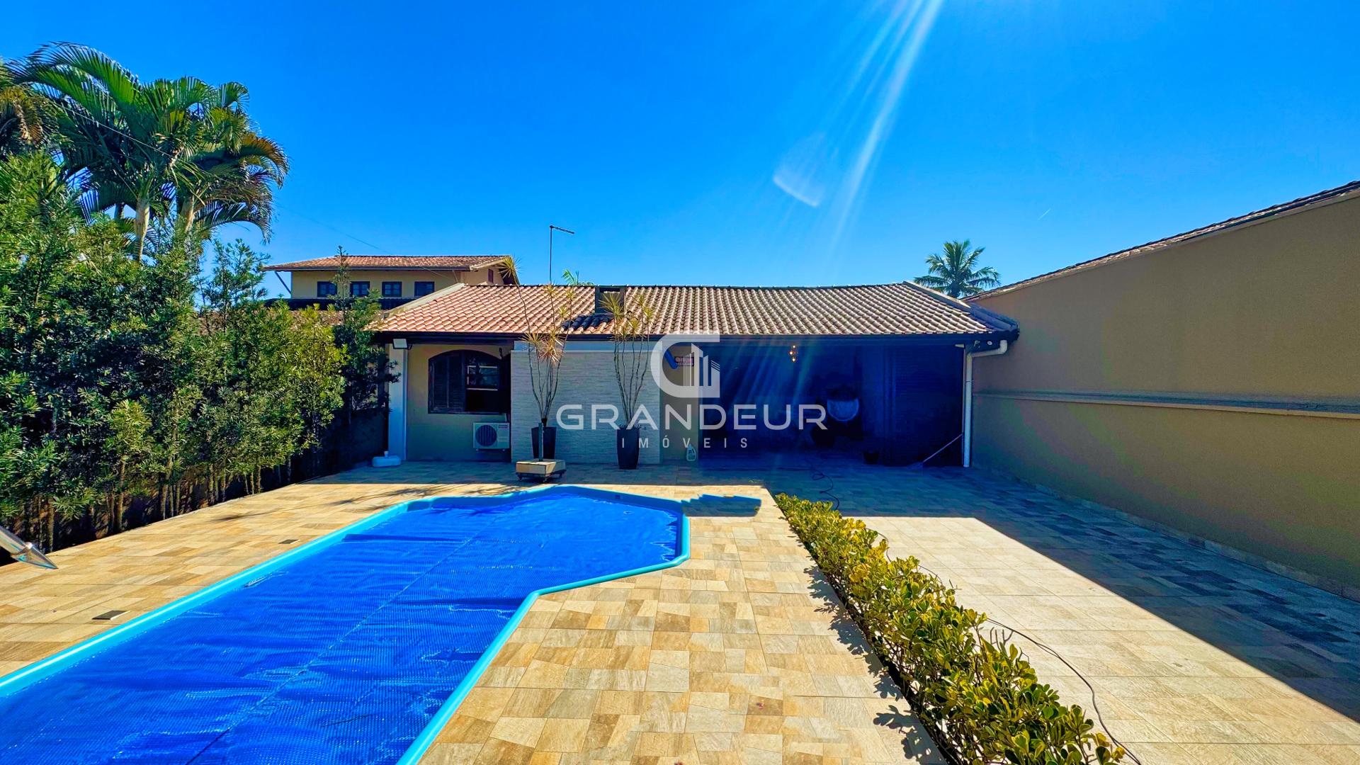 Residência de Alto Padrão à Venda em Guaratuba  Balneário Eliana