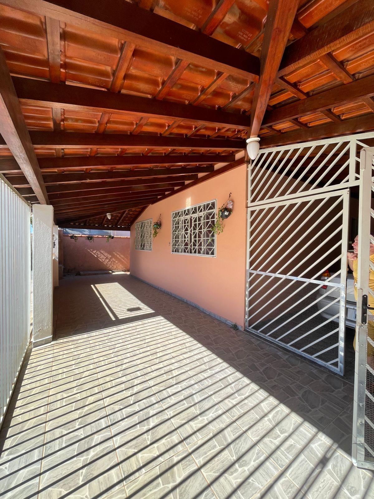 CASA À VENDA BAIRRO VERONA, SÃO SEBASTIÃO DO PARAÍSO - MG