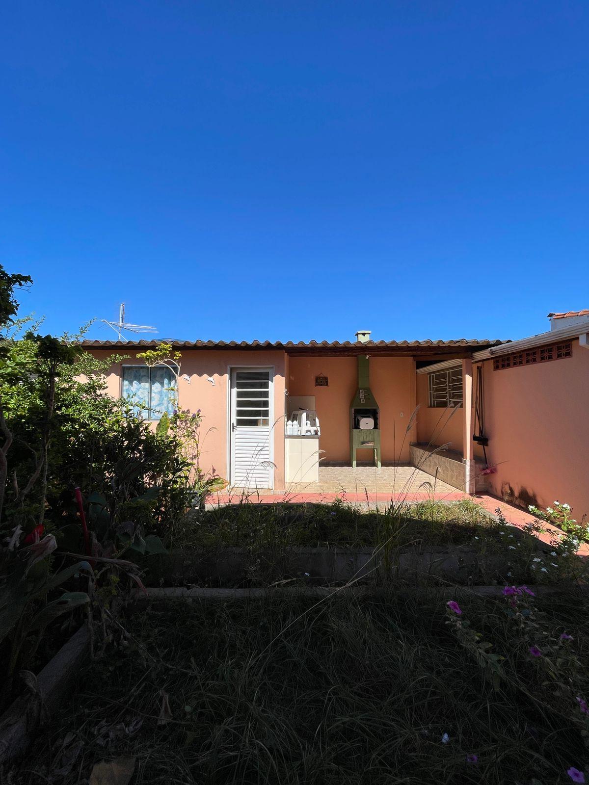 CASA À VENDA BAIRRO VERONA, SÃO SEBASTIÃO DO PARAÍSO - MG