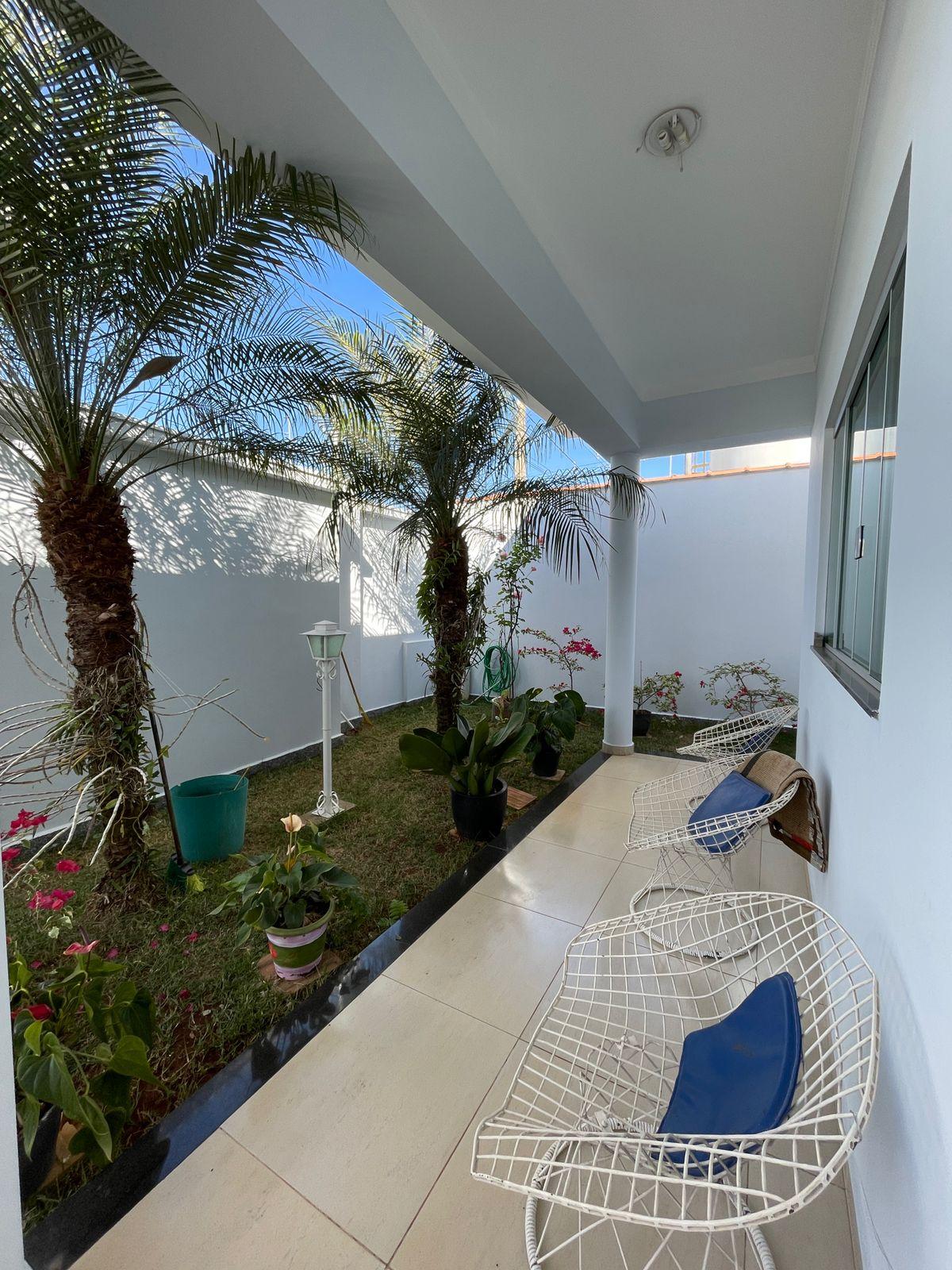 CASA À VENDA BAIRRO JARDIM DANIELA, SÃO SEBASTIÃO DO PARAÍSO - MG