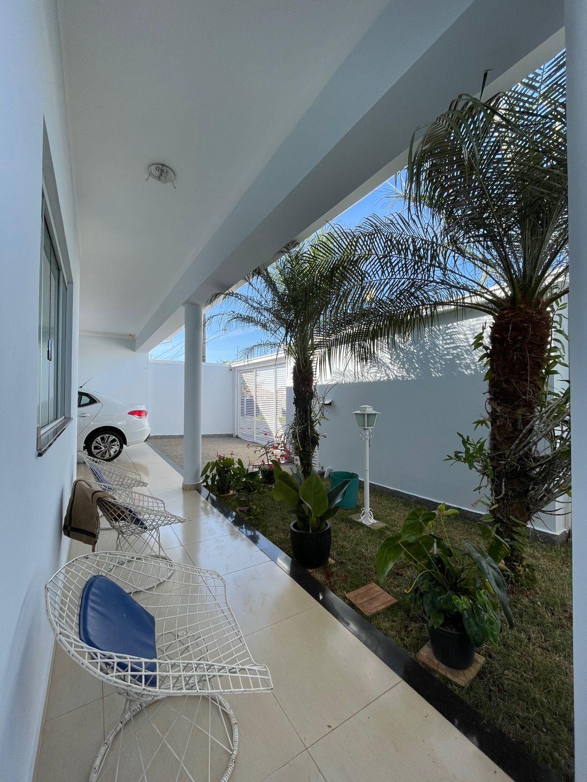 CASA À VENDA BAIRRO JARDIM DANIELA, SÃO SEBASTIÃO DO PARAÍSO - MG