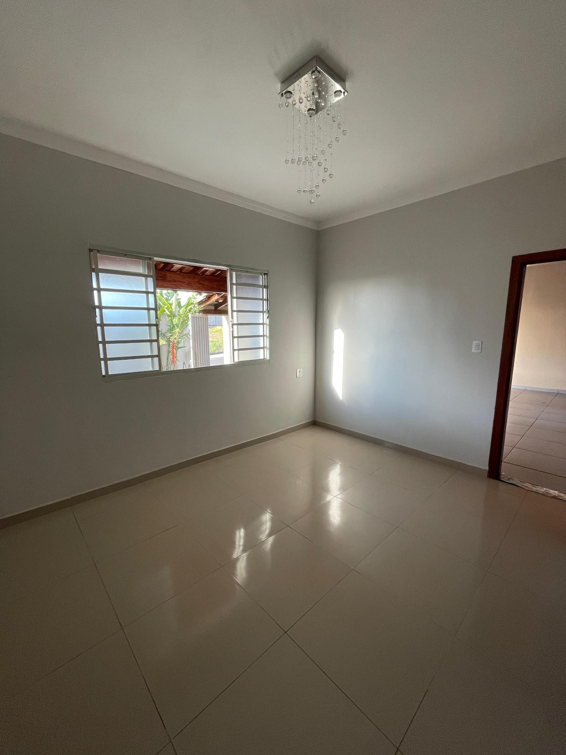 CASA À VENDA BAIRRO CALIFÓRNIA GARDEN, SÃO SEBASTIÃO DO PARAÍS...