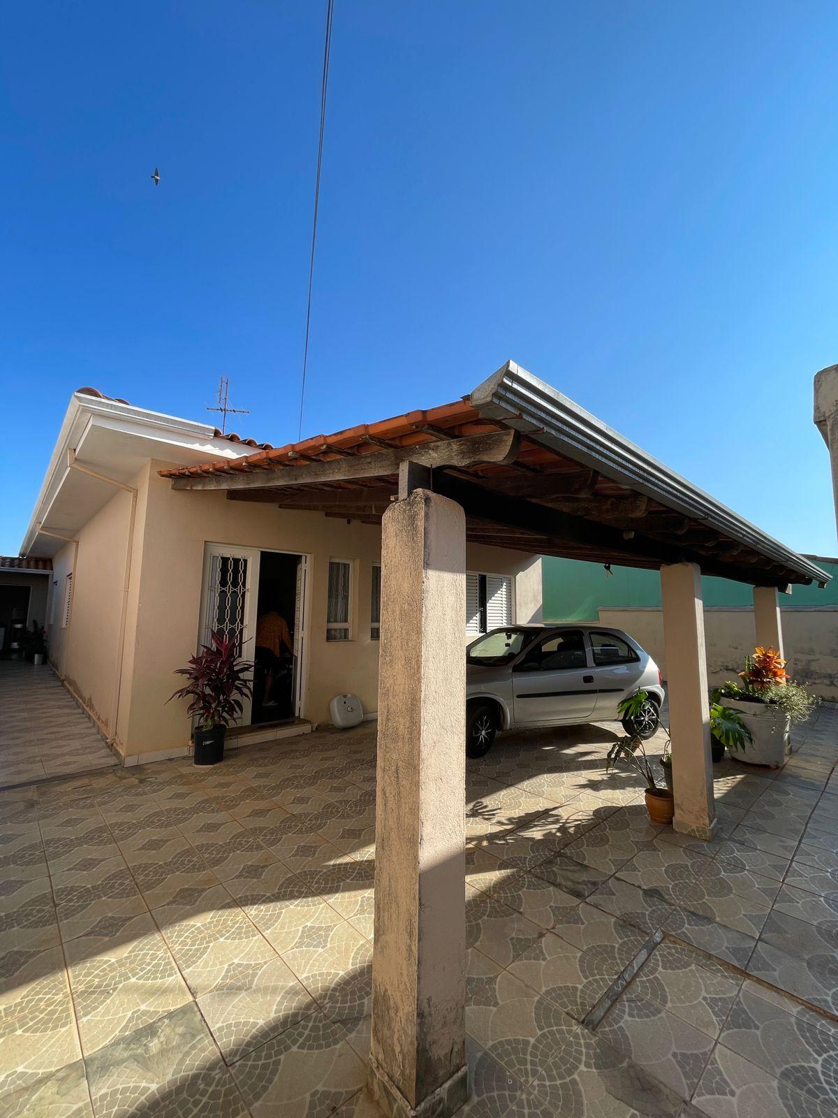 CASA À VENDA  BAIRRO VILA SANTA MARIA, SÃO SEBASTIÃO DO PARAÍS...