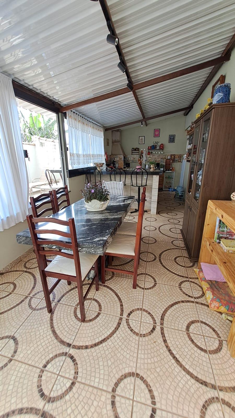 CASA À VENDA BAIRRO SÃO SEBASTIÃO, SÃO SEBASTIÃO DO PARAÍSO - MG