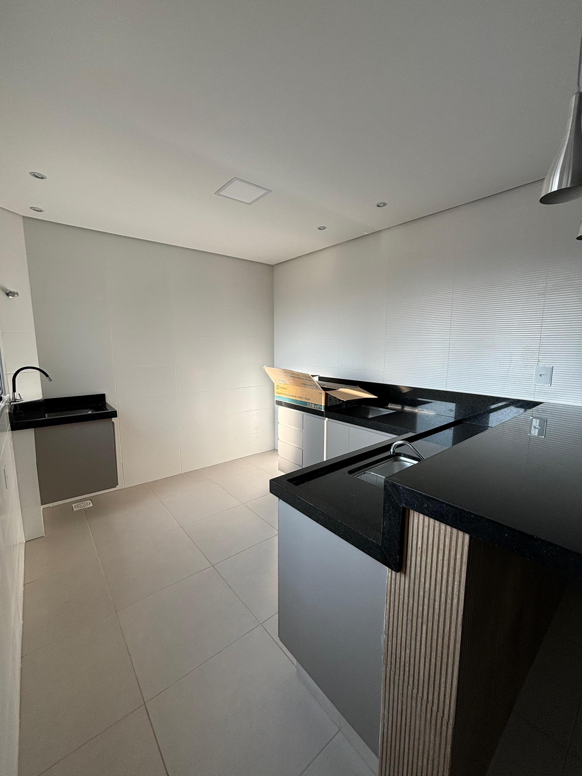 APARTAMENTO À VENDA BAIRRO CALIFÓRNIA GARDEN, SÃO SEBASTIÃO DO...