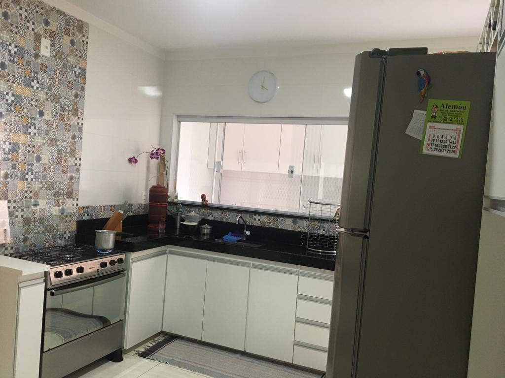 APARTAMENTO À VENDA BAIRRO CALIFÓRNIA GARDEN, SÃO SEBASTIÃO DO...