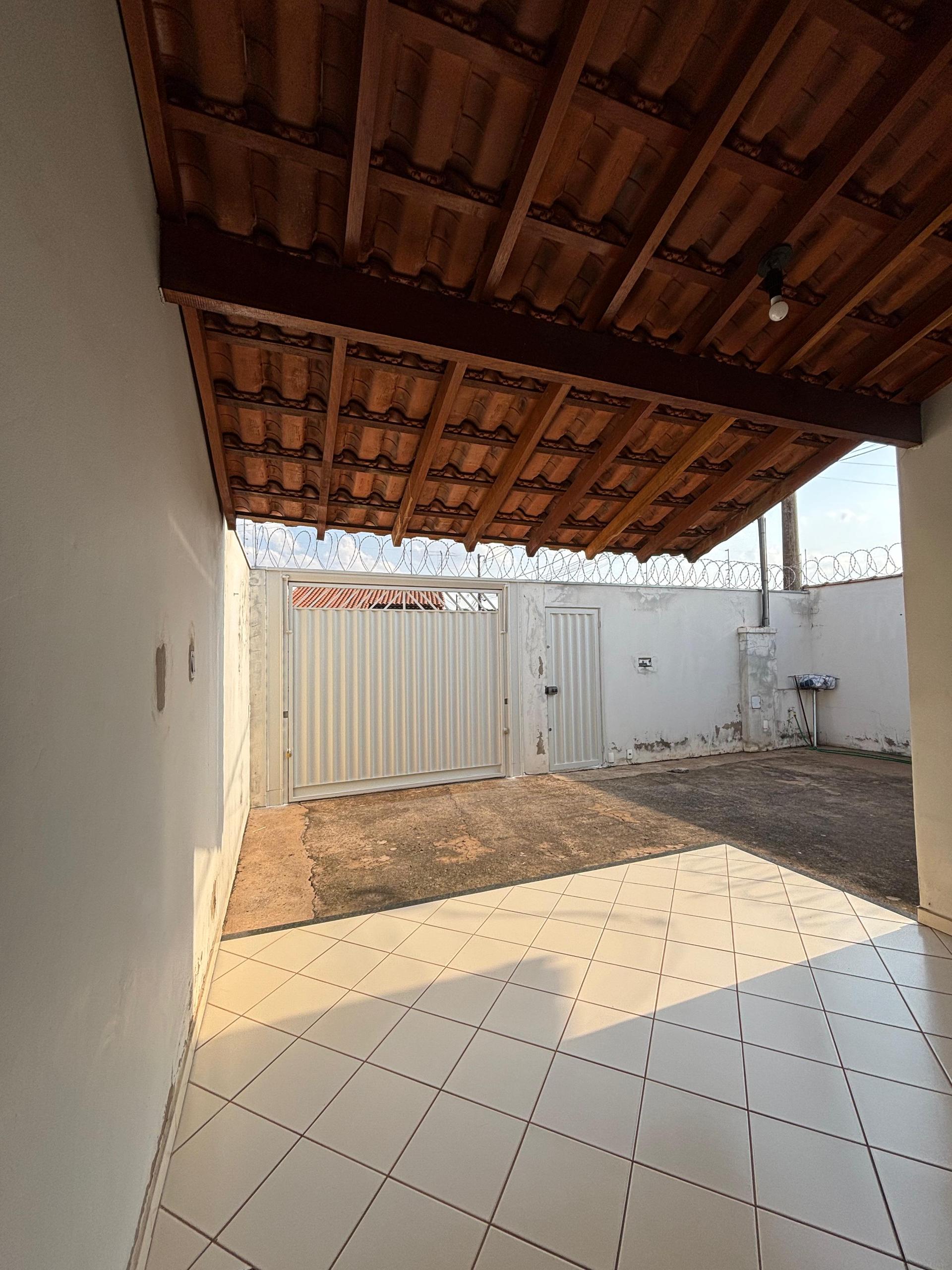 CASA À VENDA BAIRRO JARDIM VITÓRIA I, SÃO SEBASTIÃO DO PARAÍSO...