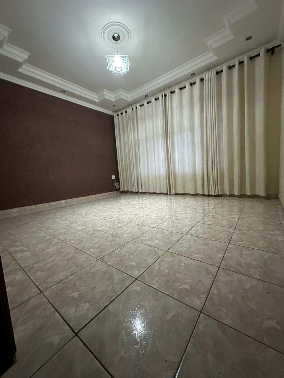 CASA À VENDA BAIRRO JARDIM EUROPA, SÃO SEBASTIÃO DO PARAÍSO - MG