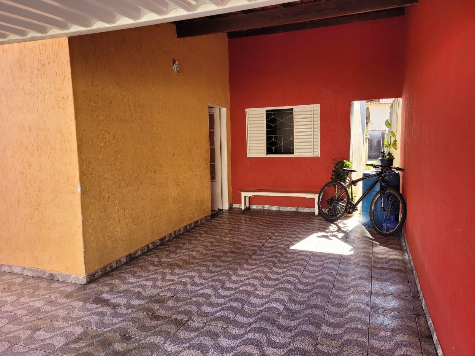 CASA À VENDA BAIRRO VERONA, SÃO SEBASTIÃO DO PARAÍSO - MG.