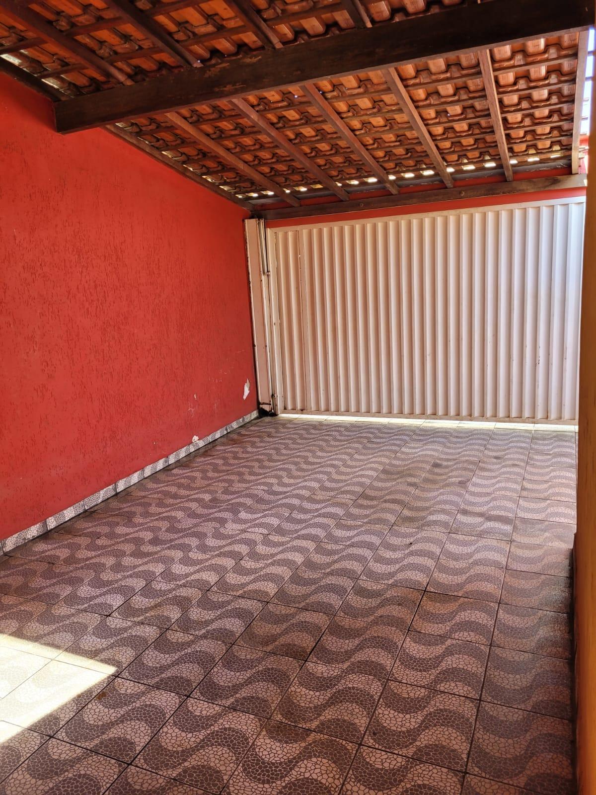 CASA À VENDA BAIRRO VERONA, SÃO SEBASTIÃO DO PARAÍSO - MG.