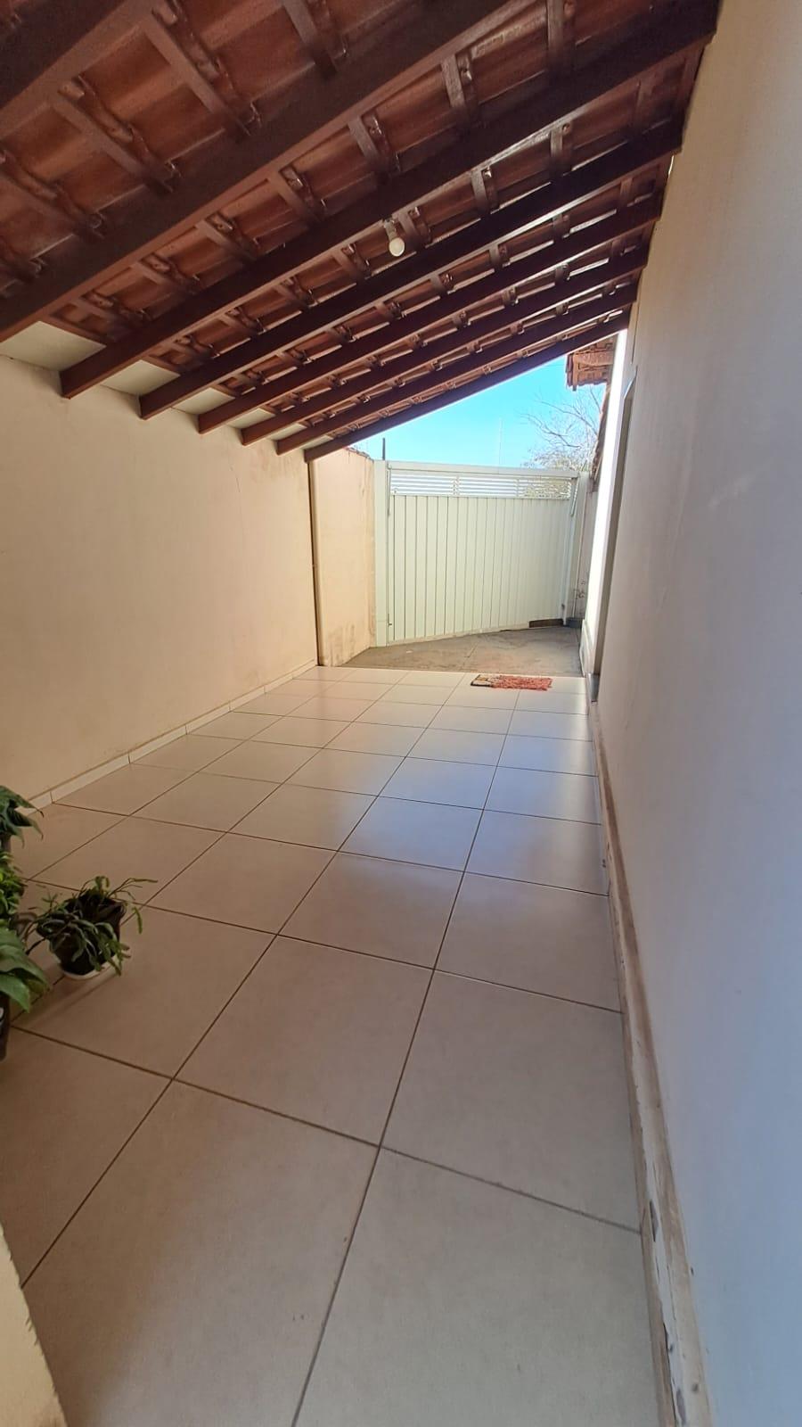 CASA À VENDA BAIRRO SANTA TEREZA, SÃO SEBASTIÃO DO PARAÍSO - MG