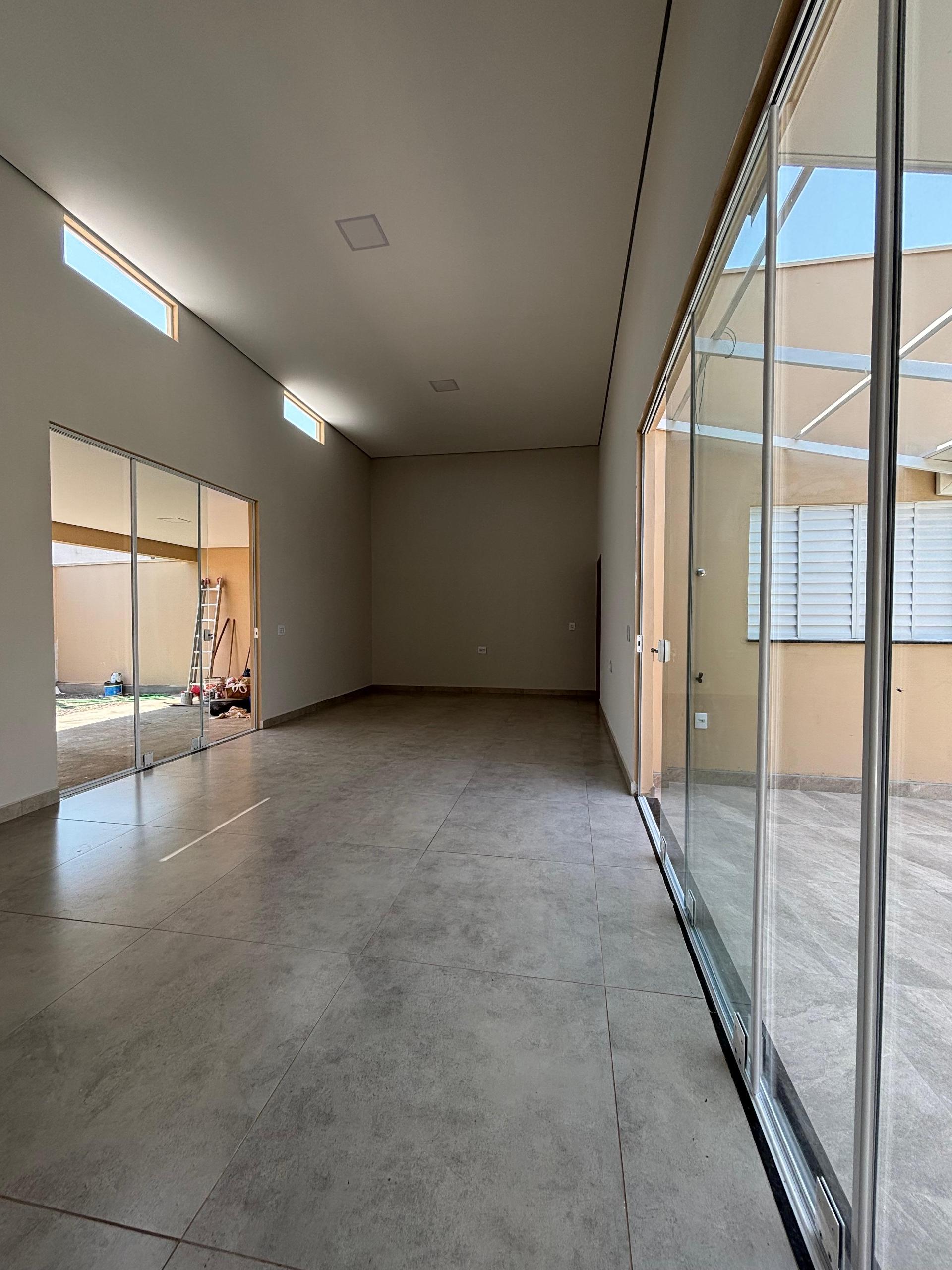 CASA À VENDA BAIRRO CALIFÓRNIA GARDEN II, SÃO SEBASTIÃO DO PAR...