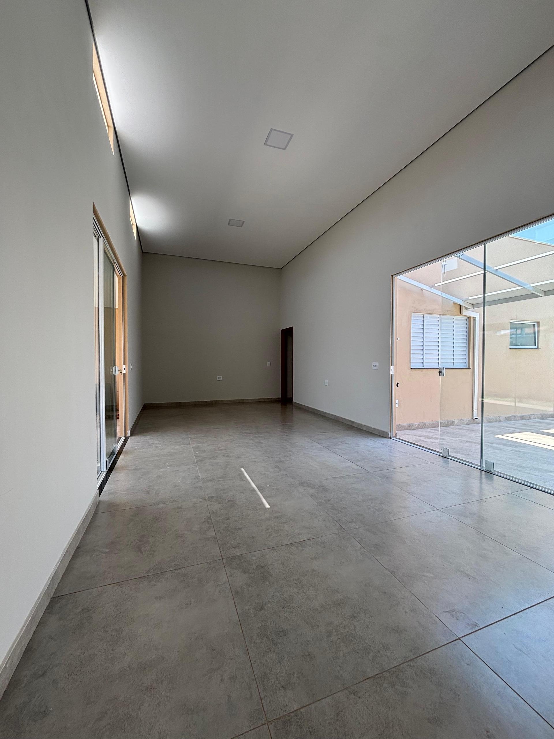 CASA À VENDA BAIRRO CALIFÓRNIA GARDEN II, SÃO SEBASTIÃO DO PAR...