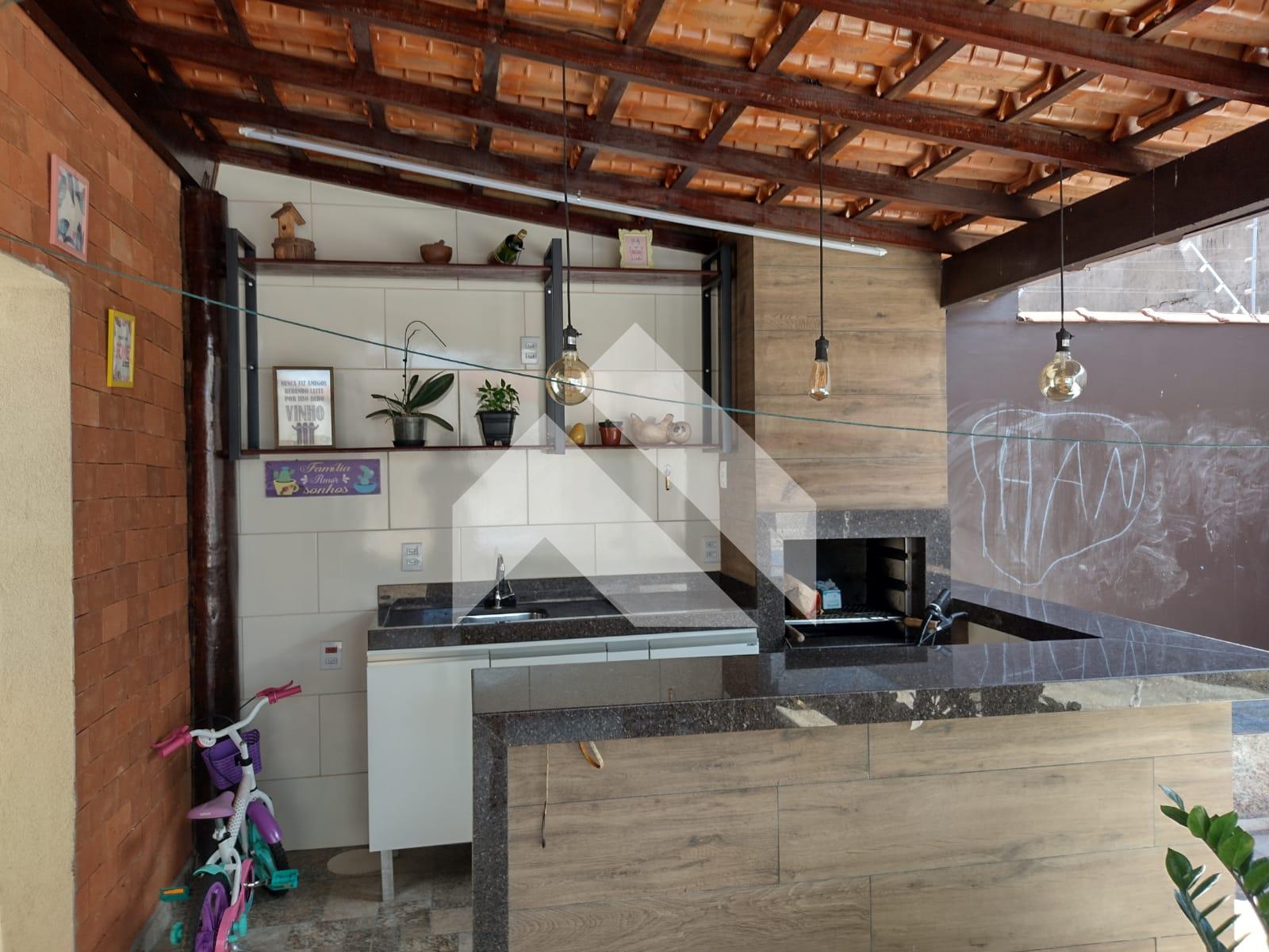 CASA À VENDA BAIRRO ROSENTINA, SÃO SEBASTIÃO DO PARAÍSO - MG