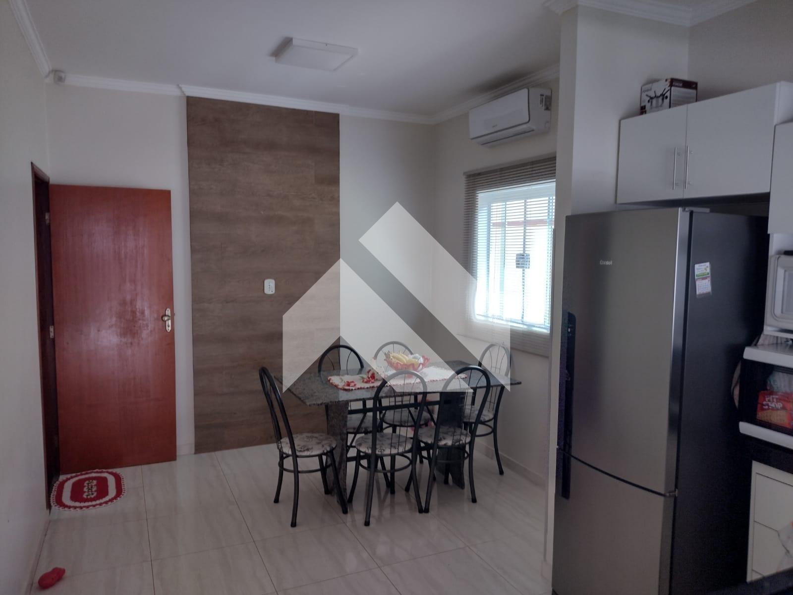 CASA À VENDA BAIRRO ROSENTINA, SÃO SEBASTIÃO DO PARAÍSO - MG