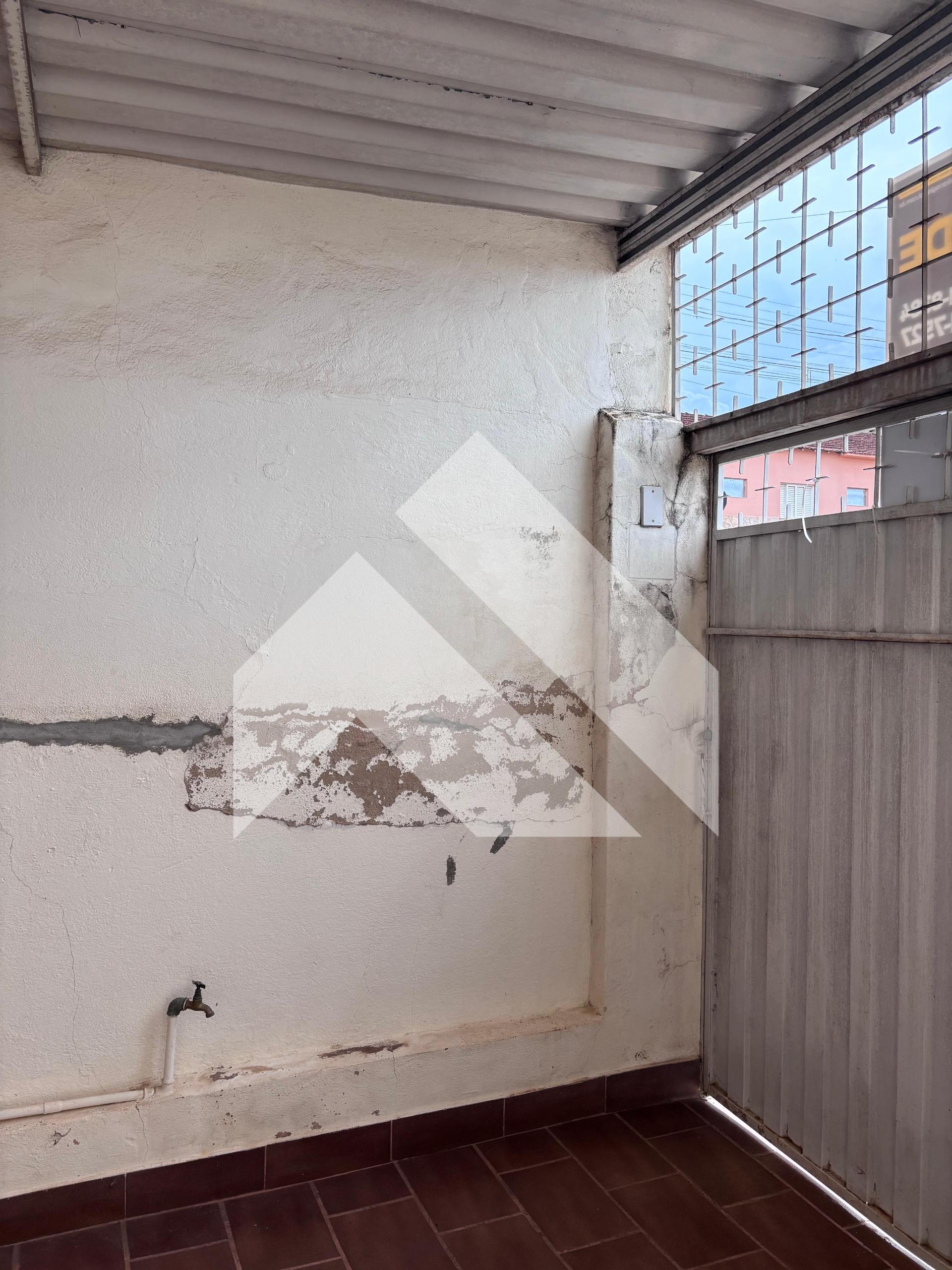 CASA À VENDA BAIRRO CENTRO, SÃO SEBASTIÃO DO PARAÍSO - MG