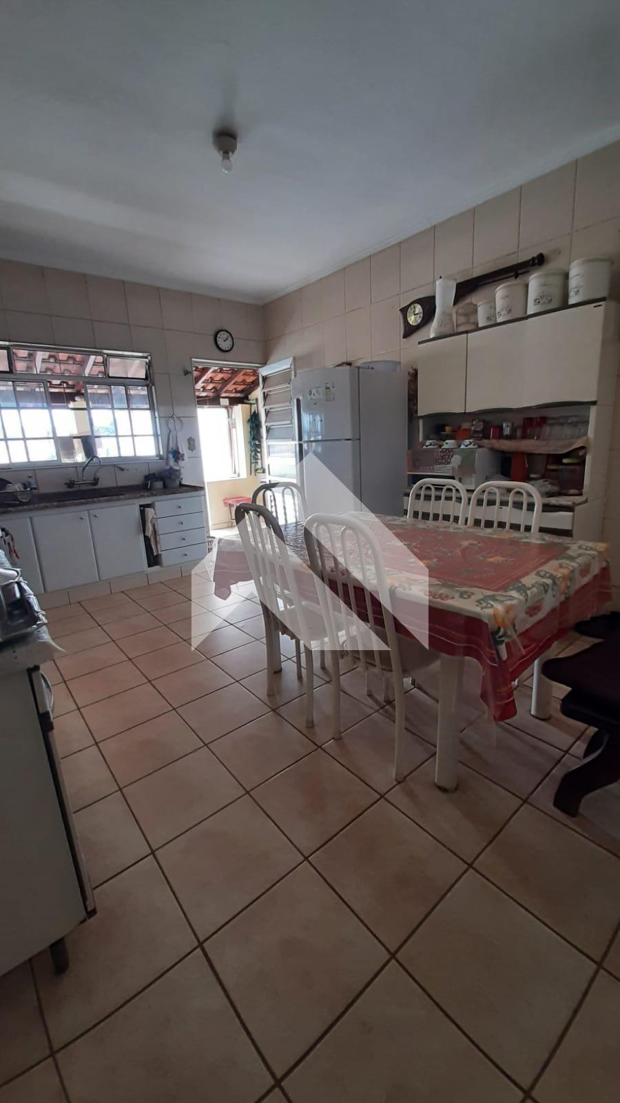 CASA À VENDA BAIRRO CIDADE NOVA, SÃO SEBASTIÃO DO PARAÍSO - MG
