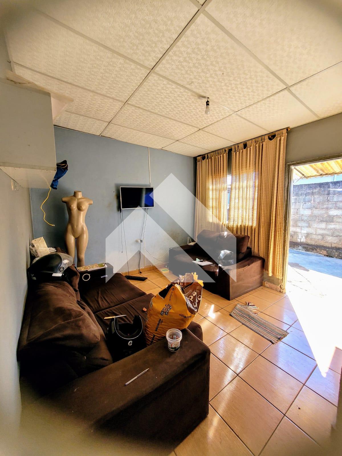 CASA À VENDA, SÃO JUDAS TADEU, SAO SEBASTIAO DO PARAISO - MG