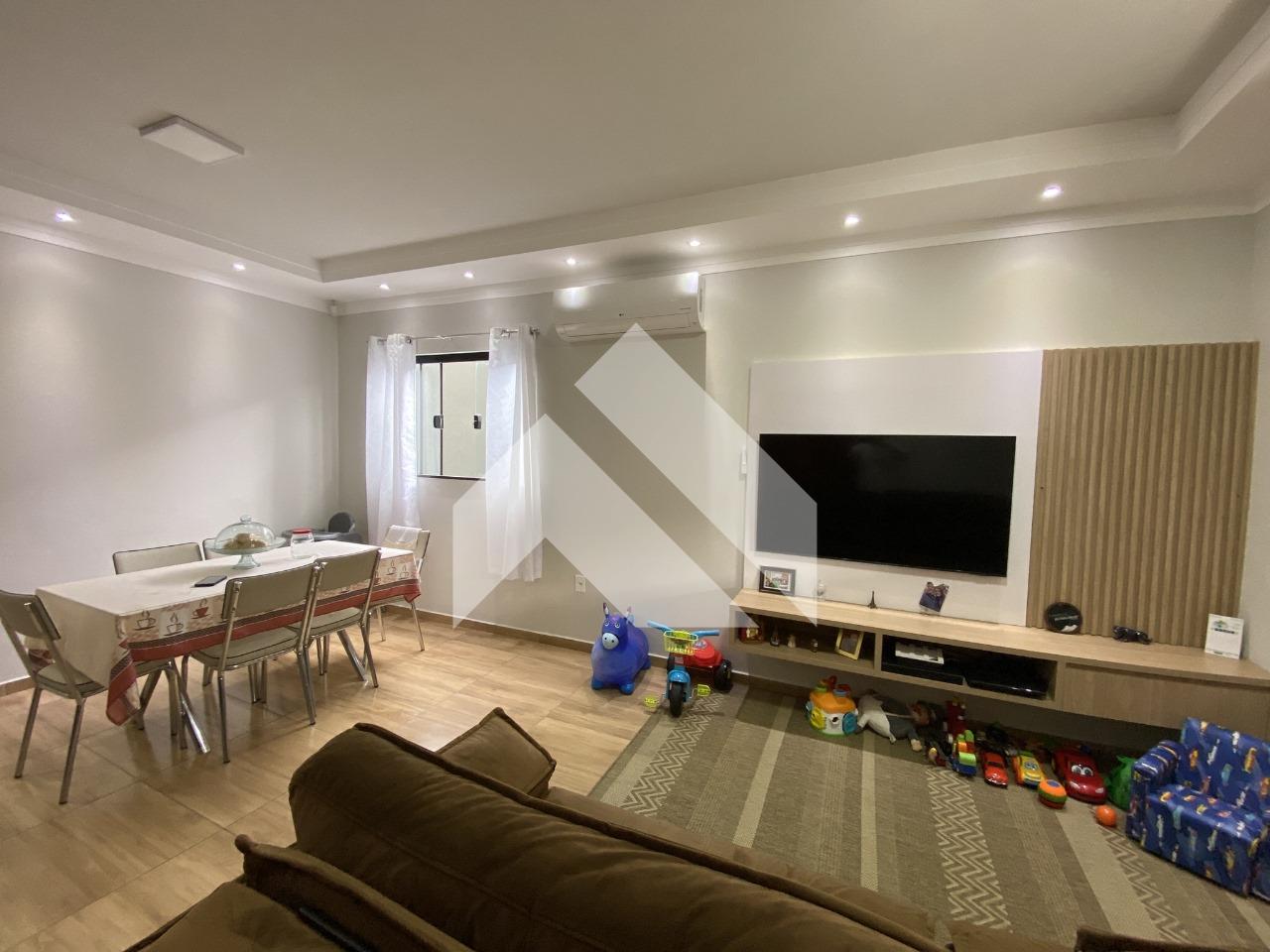 CASA À VENDA BAIRRO ALTO PARAÍSO, SÃO SEBASTIÃO DO PARAÍSO - MG