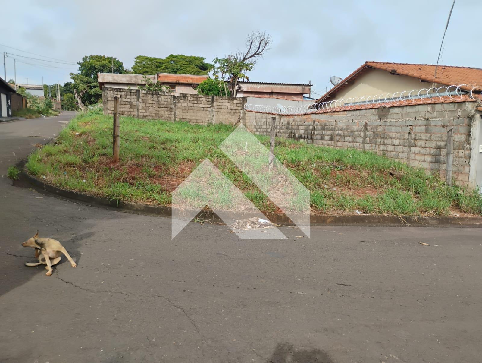 LOTE À VENDA BAIRRO SÃO SEBASTIÃO, SÃO SEBASTIÃO DO PARAÍSO - MG