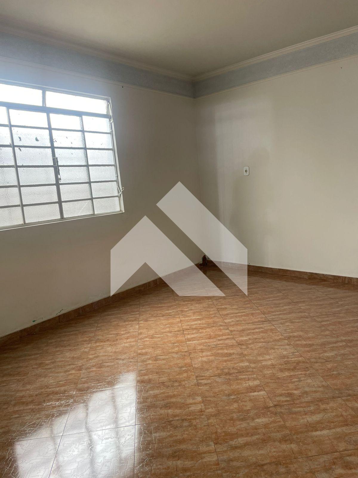 CASA À VENDA BAIRRO LAGOINHA, SÃO SEBASTIÇAO DO PARAÍSO - MG