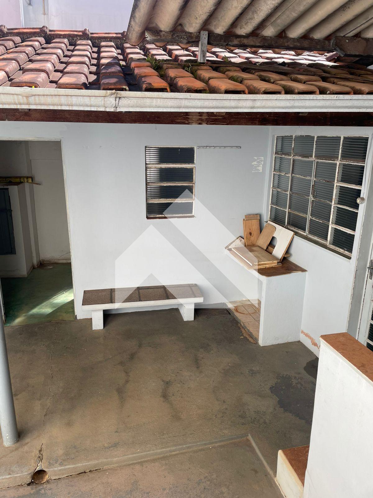 CASA À VENDA BAIRRO LAGOINHA, SÃO SEBASTIÇAO DO PARAÍSO - MG