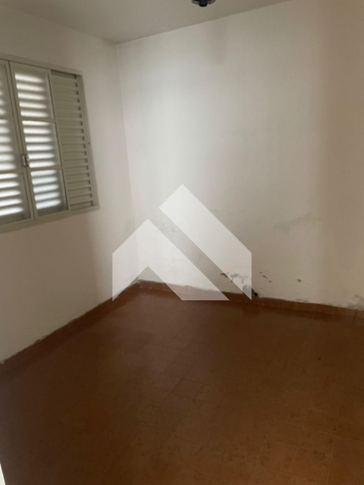 CASA À VENDA BAIRRO LAGOINHA, SÃO SEBASTIÇAO DO PARAÍSO - MG