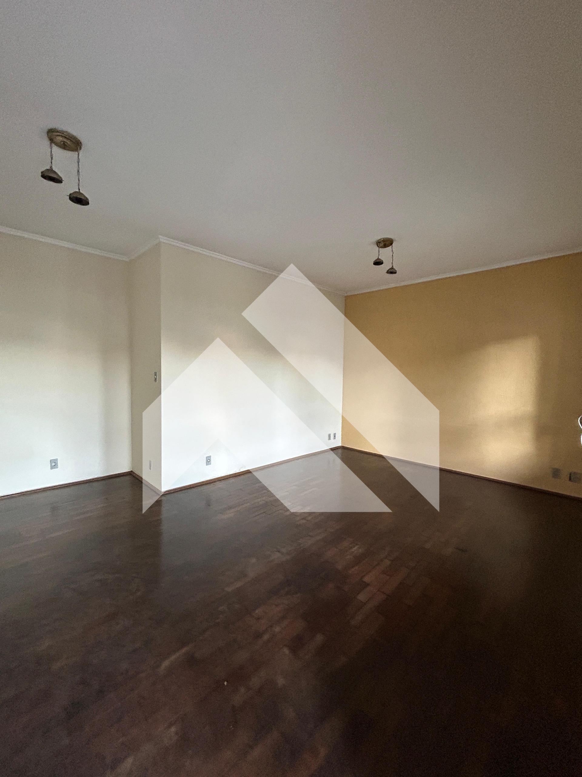 CASA À VENDA BAIRRO JARDIM COOLAPA, SÃO SEBASTIÃO DO PARAÍSO - MG