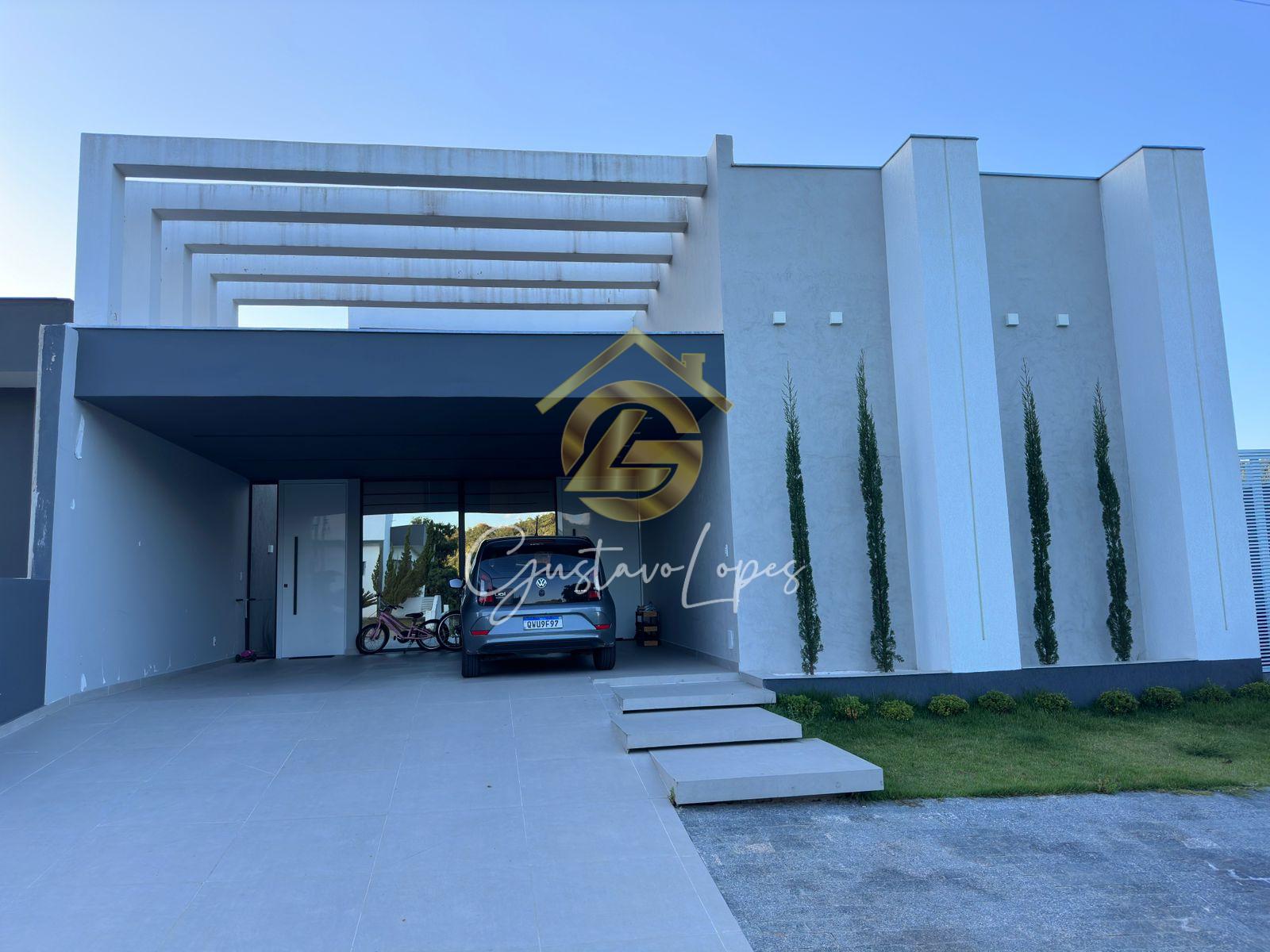 EXCELENTE CASA DE 4 QUARTOS DE ALTO LUXO NO RESIDENCIAL OURO V...