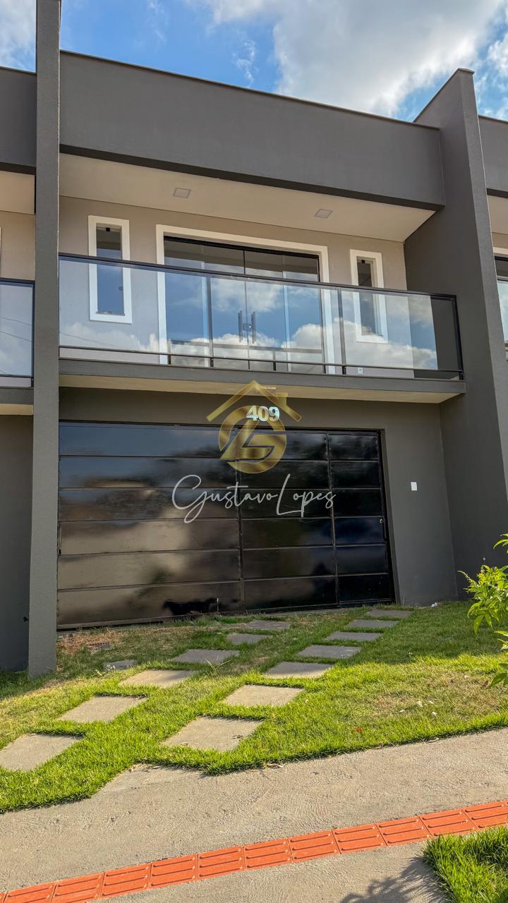 Espetaculas Casa de 3 Quartos com 2 Vagas de Garagem no Bairro...