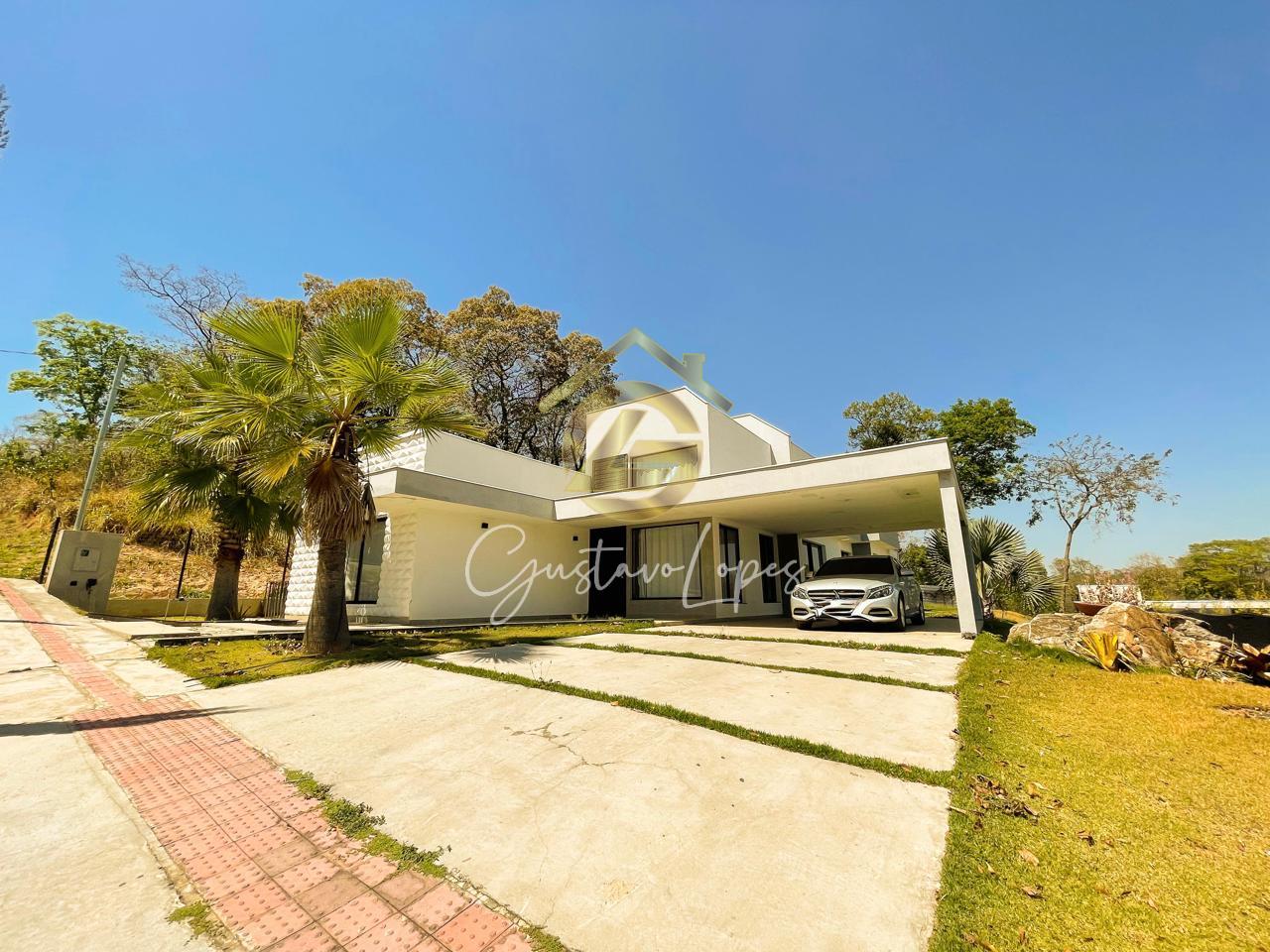 EXCELENTE CASA DE 4 QUARTOS NO CONDOMINIO GRANROYALLE BETIM