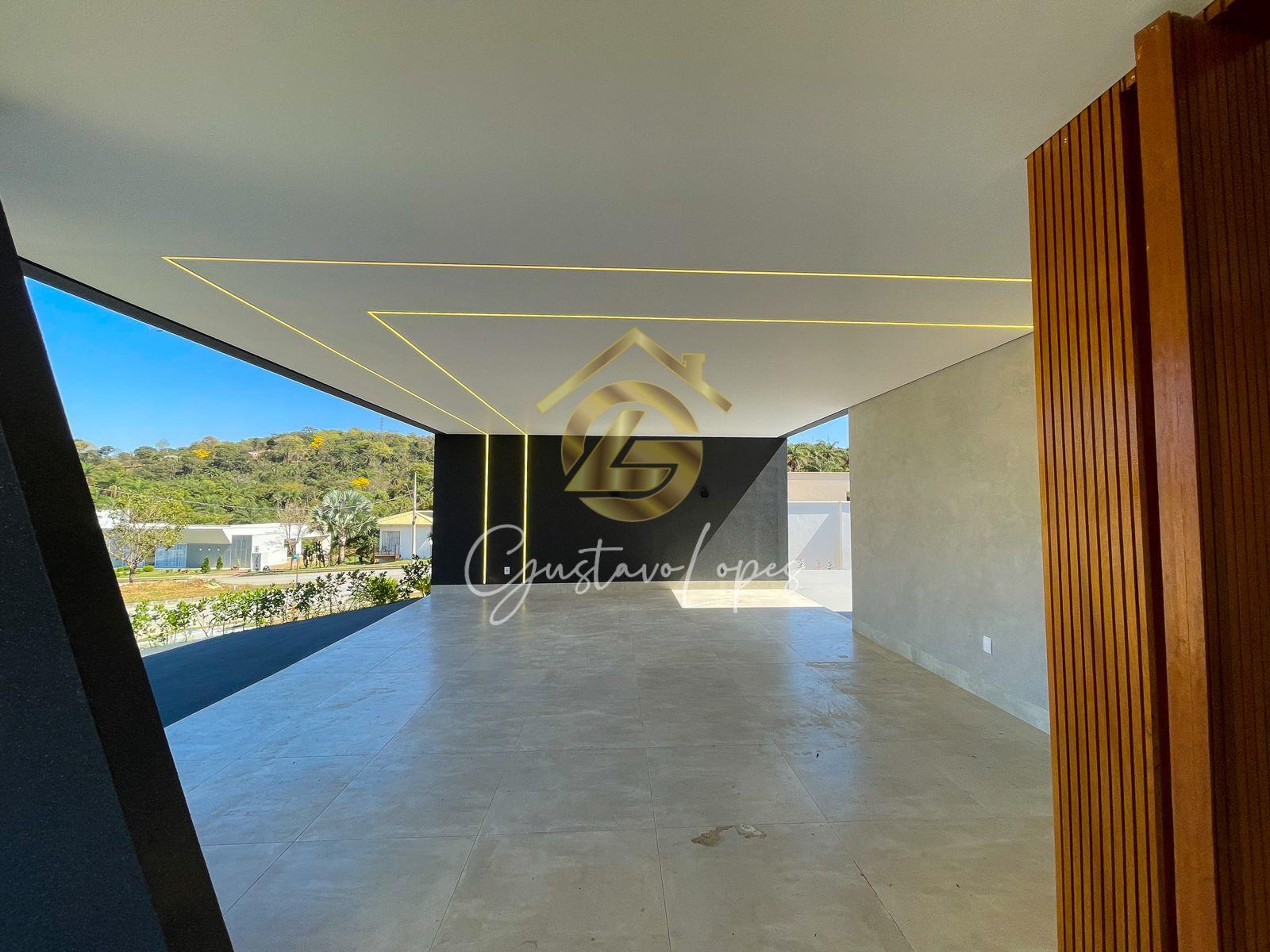 A CASA DOS SEUS SONHOS COM TOQUES DE MODERNIDADE E LUXO